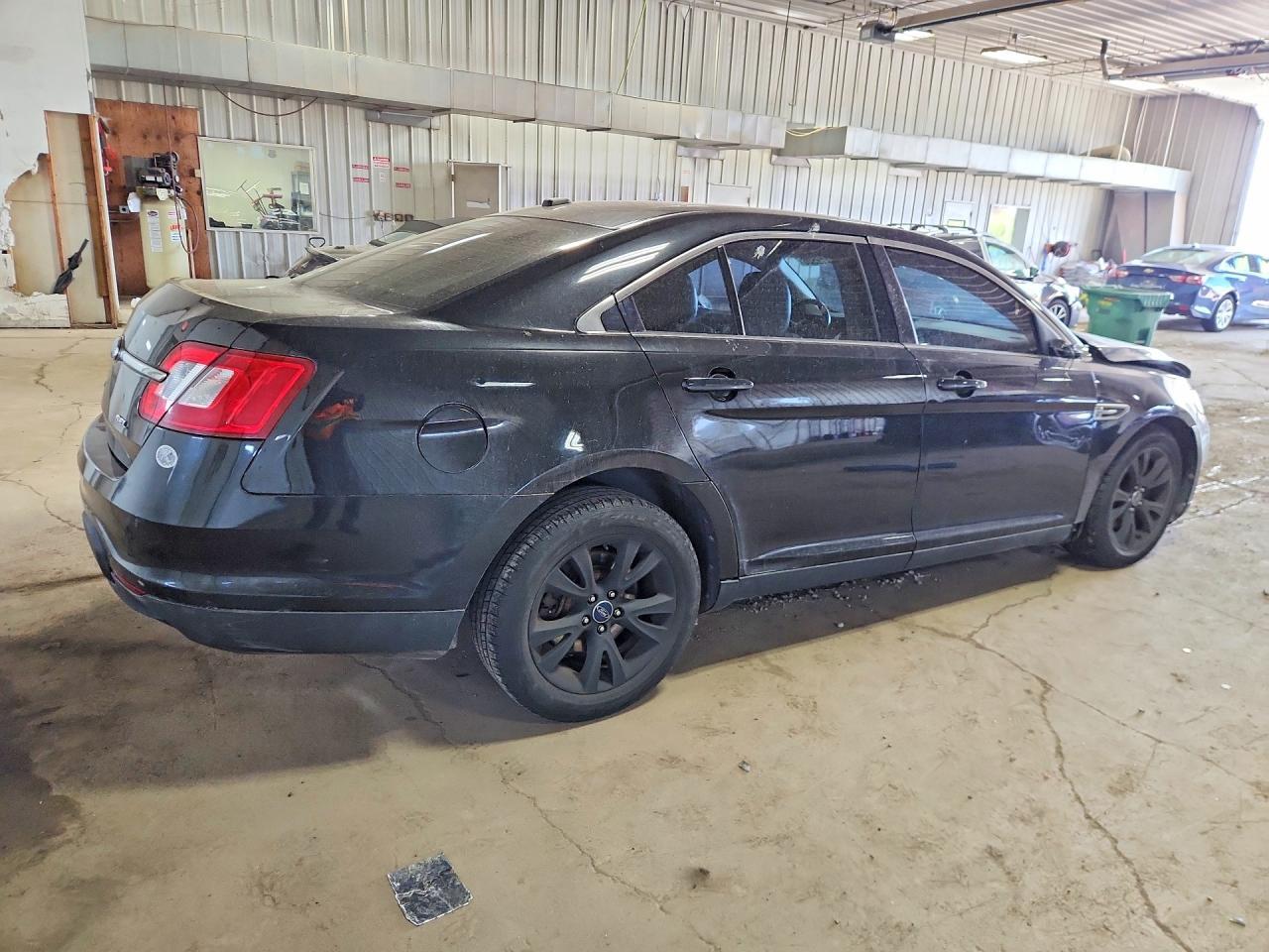 2010 Ford Taurus Sel - Фото 3