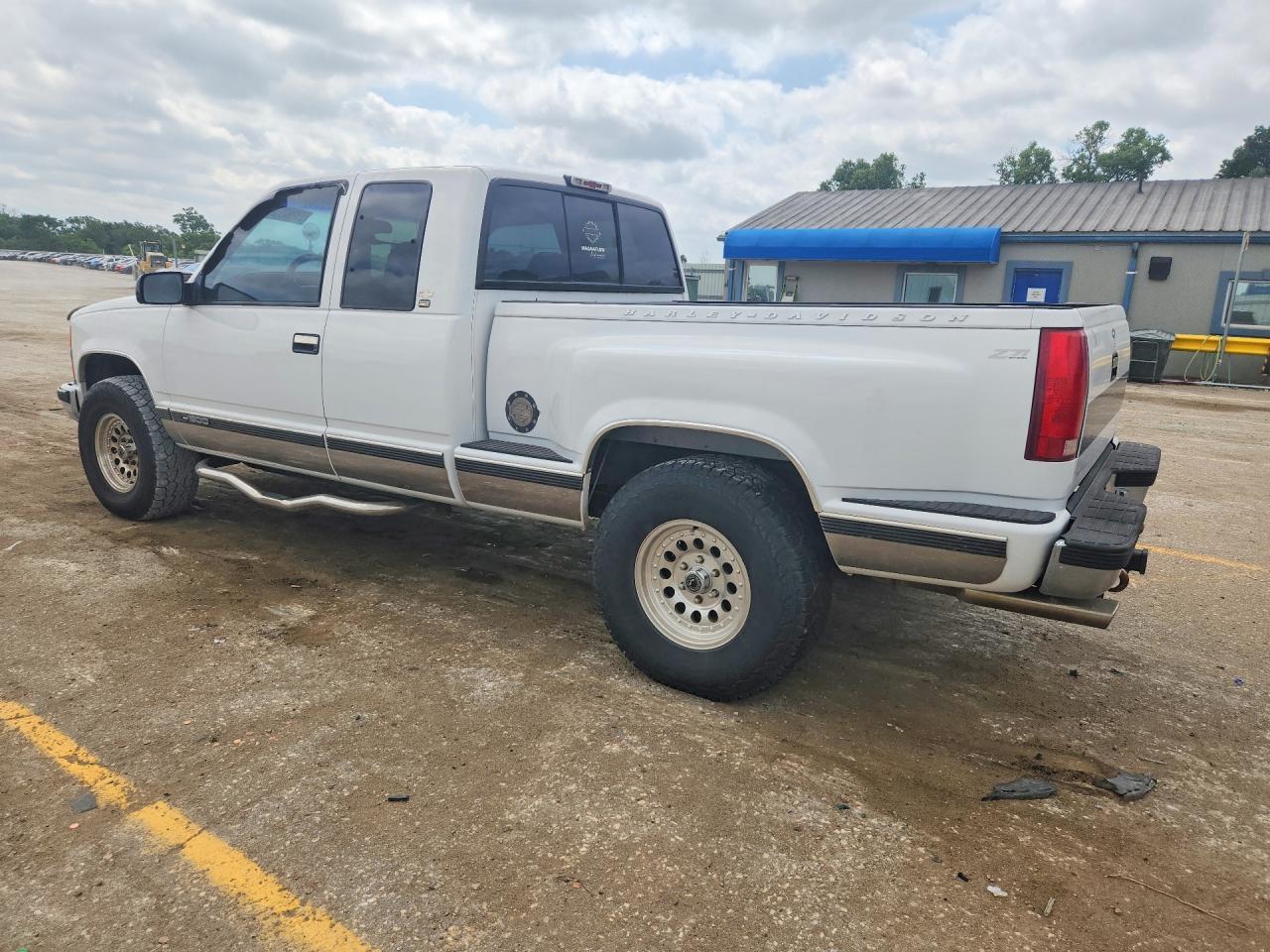 1997 Chevrolet Gmt-400 K1500 - Фото 2