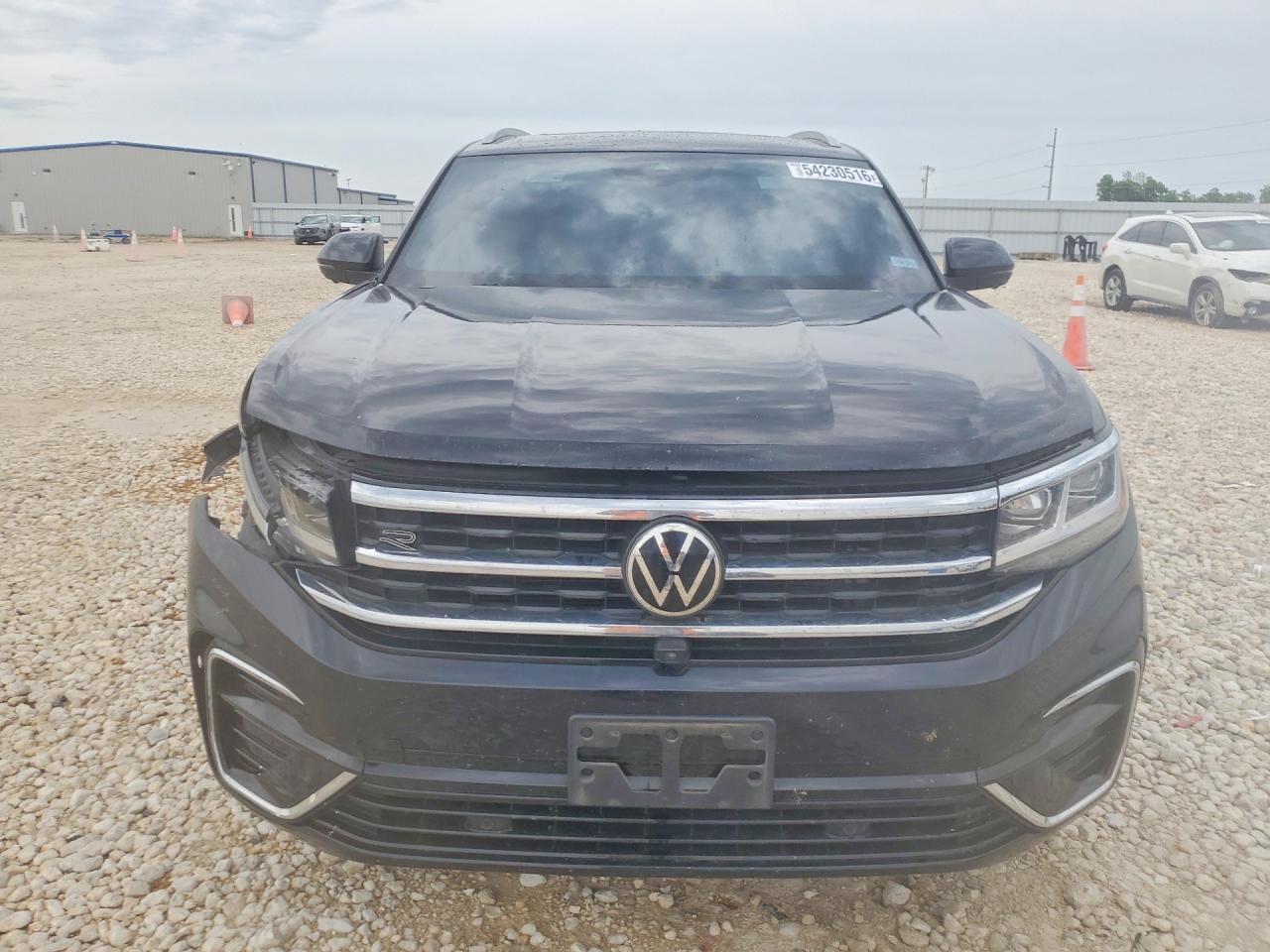 2020 Volkswagen Atlas Cross Sport Sel Premium R-Line - Image 5