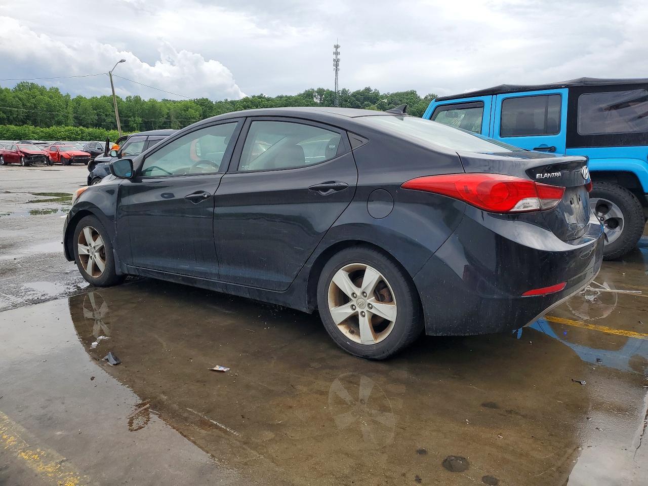 2012 Hyundai Elantra Gls - Image 2