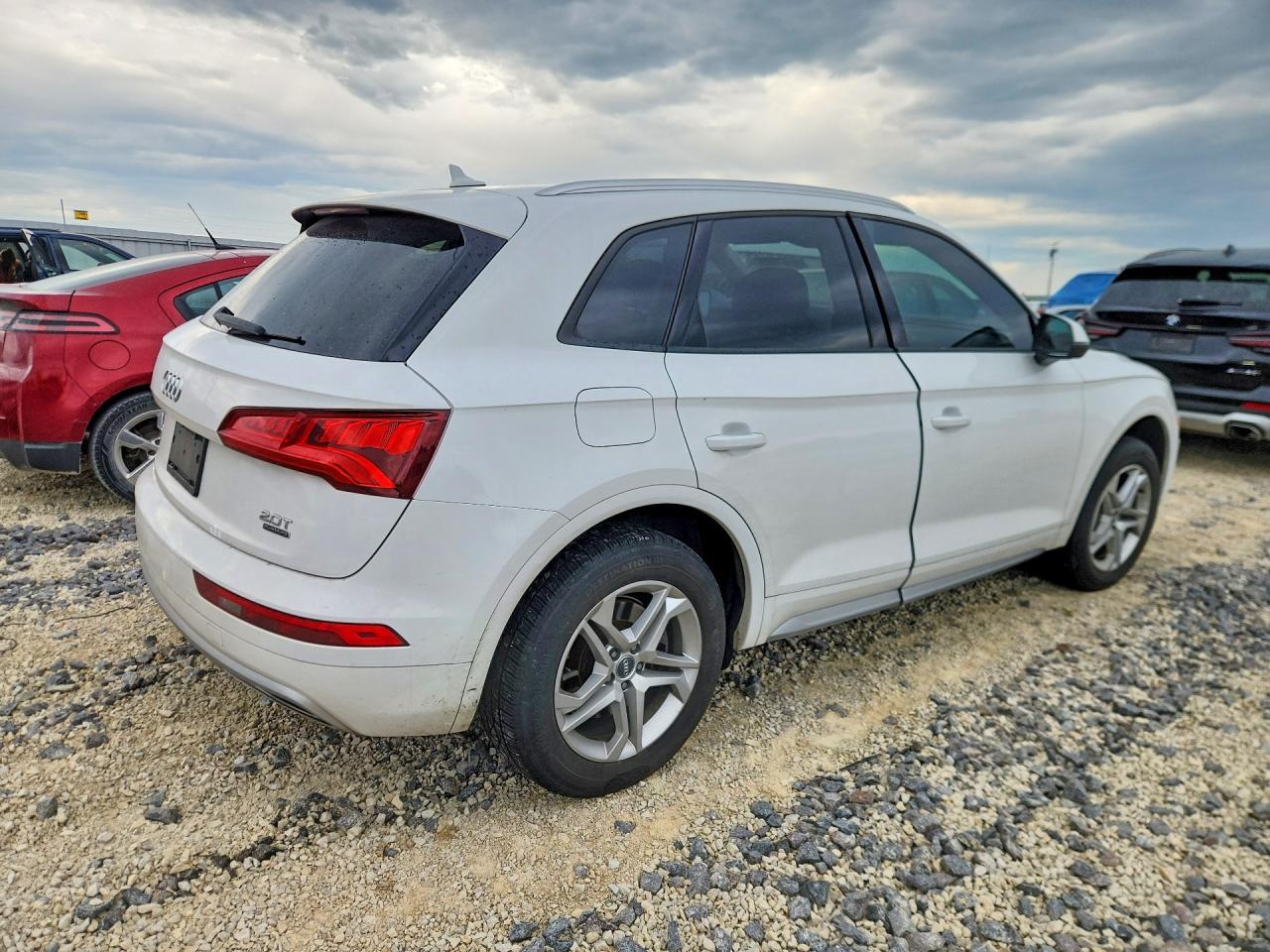 2018 Audi Q5 Premium - Image 3