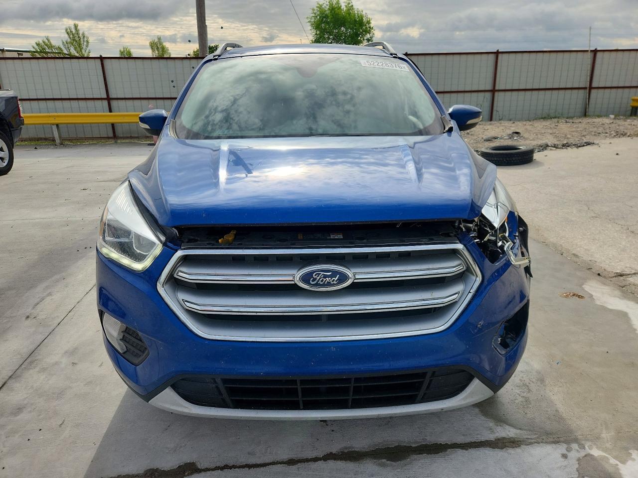 2017 Ford Escape Titanium - Image 5