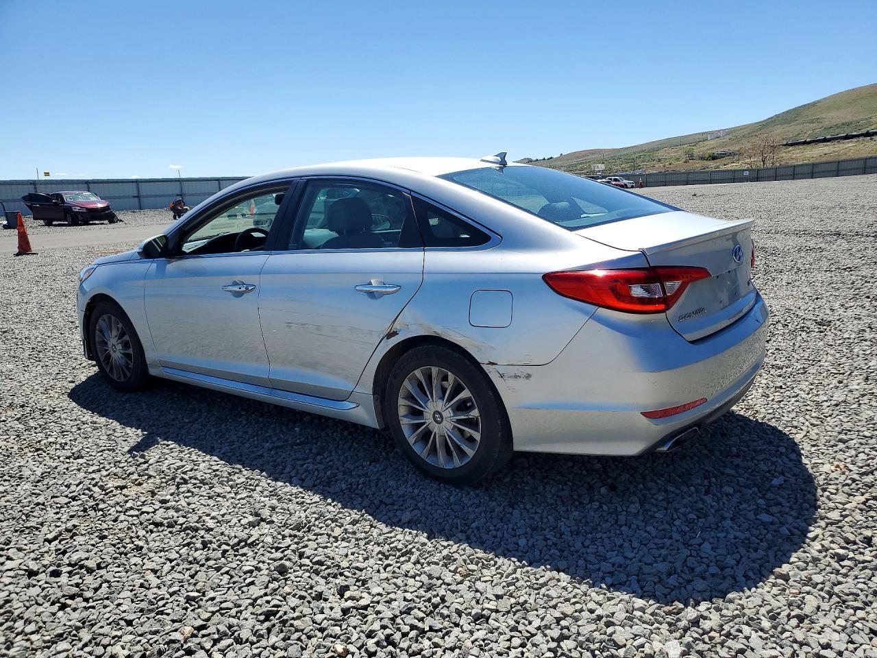 2015 Hyundai Sonata Limited - Фото 2