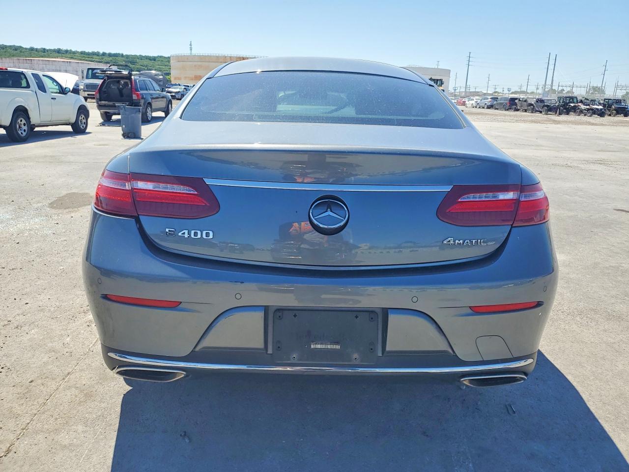 2018 Mercedes-Benz E 400 4Matic - Image 6