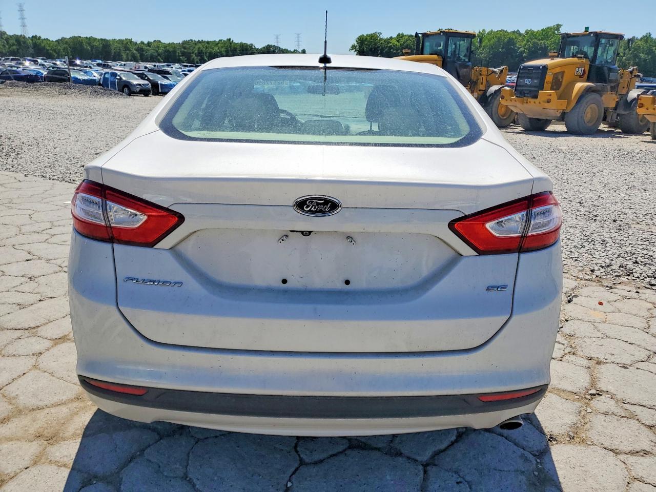 2015 Ford Fusion Se - Фото 6