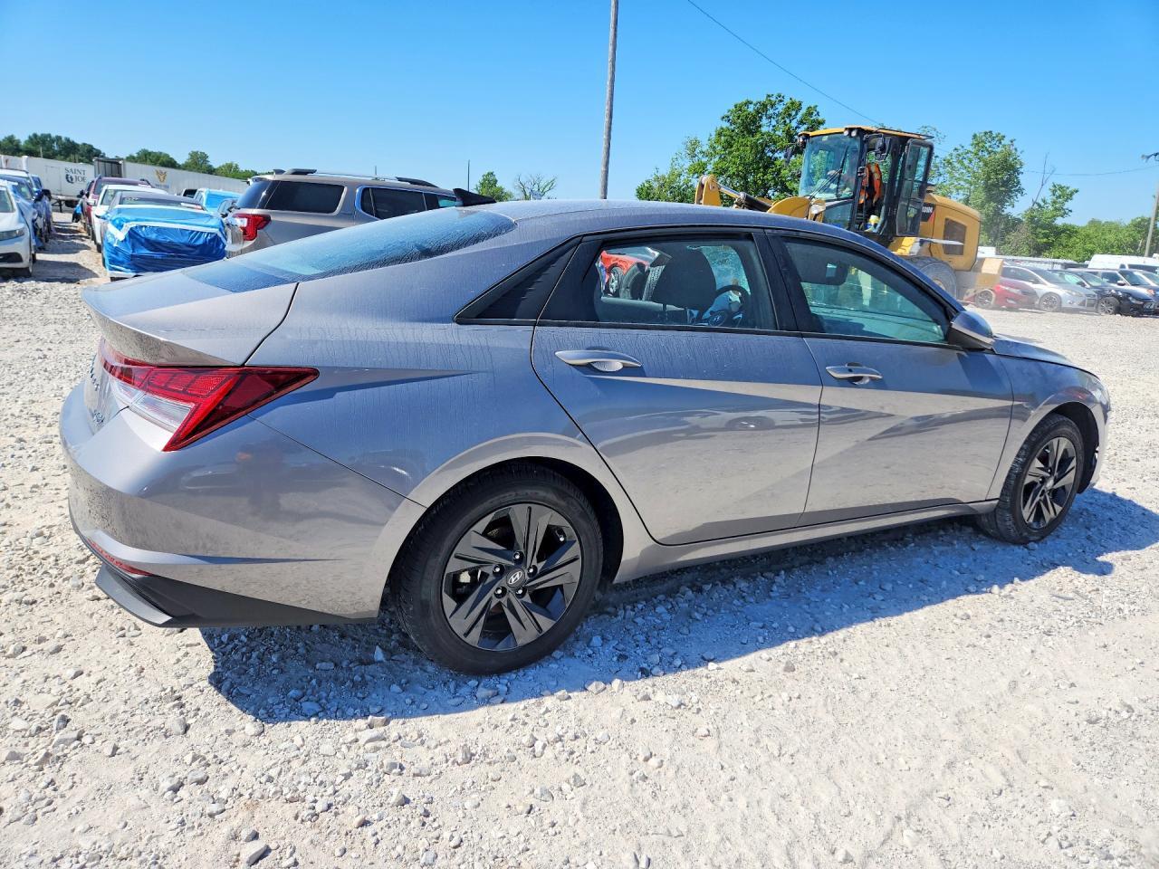 2023 Hyundai Elantra Blue - Image 3
