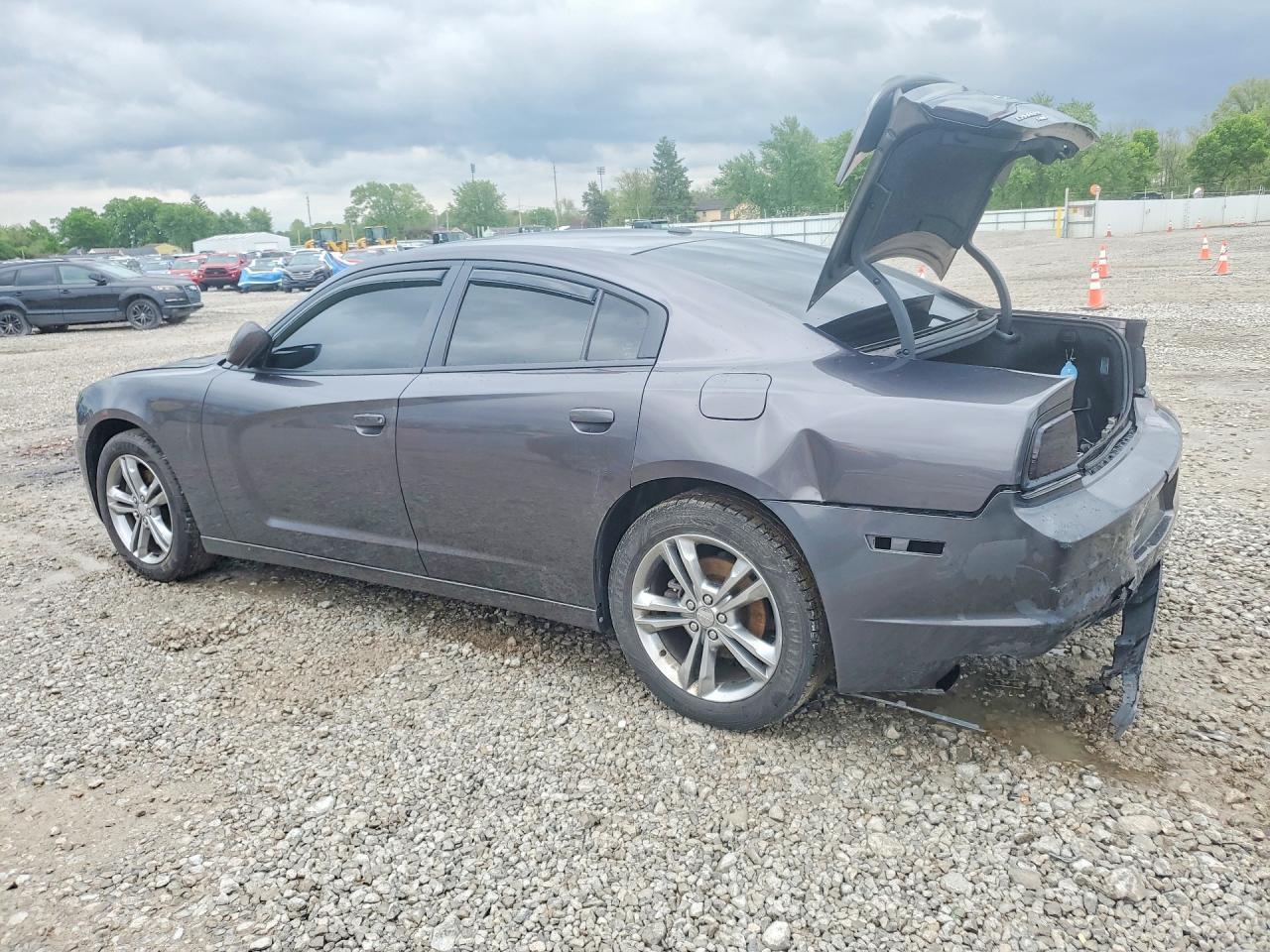 2013 Dodge Charger Sxt - Фото 2