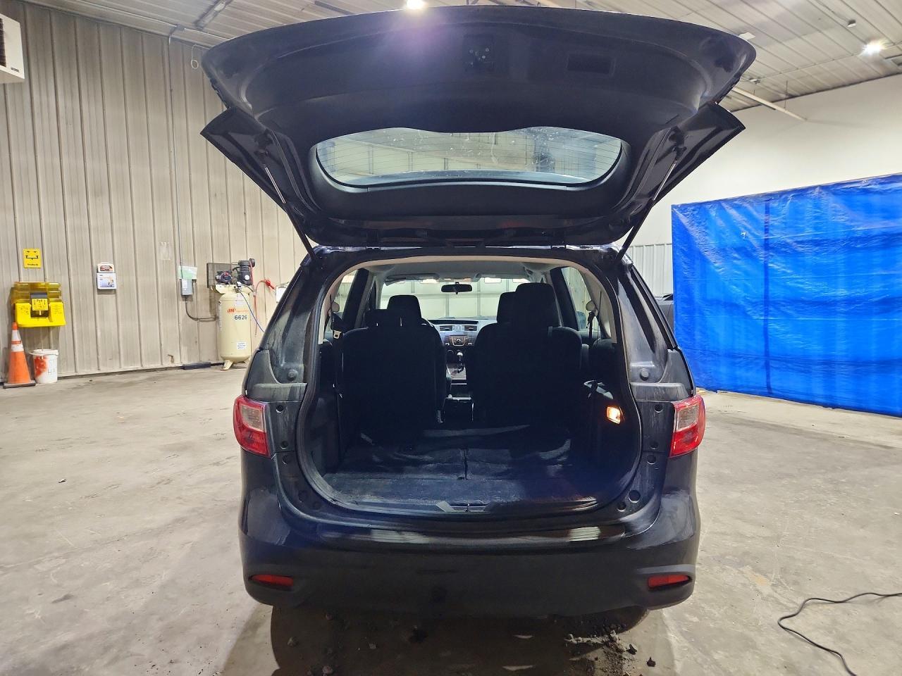 2012 Mazda 5 - Image 6