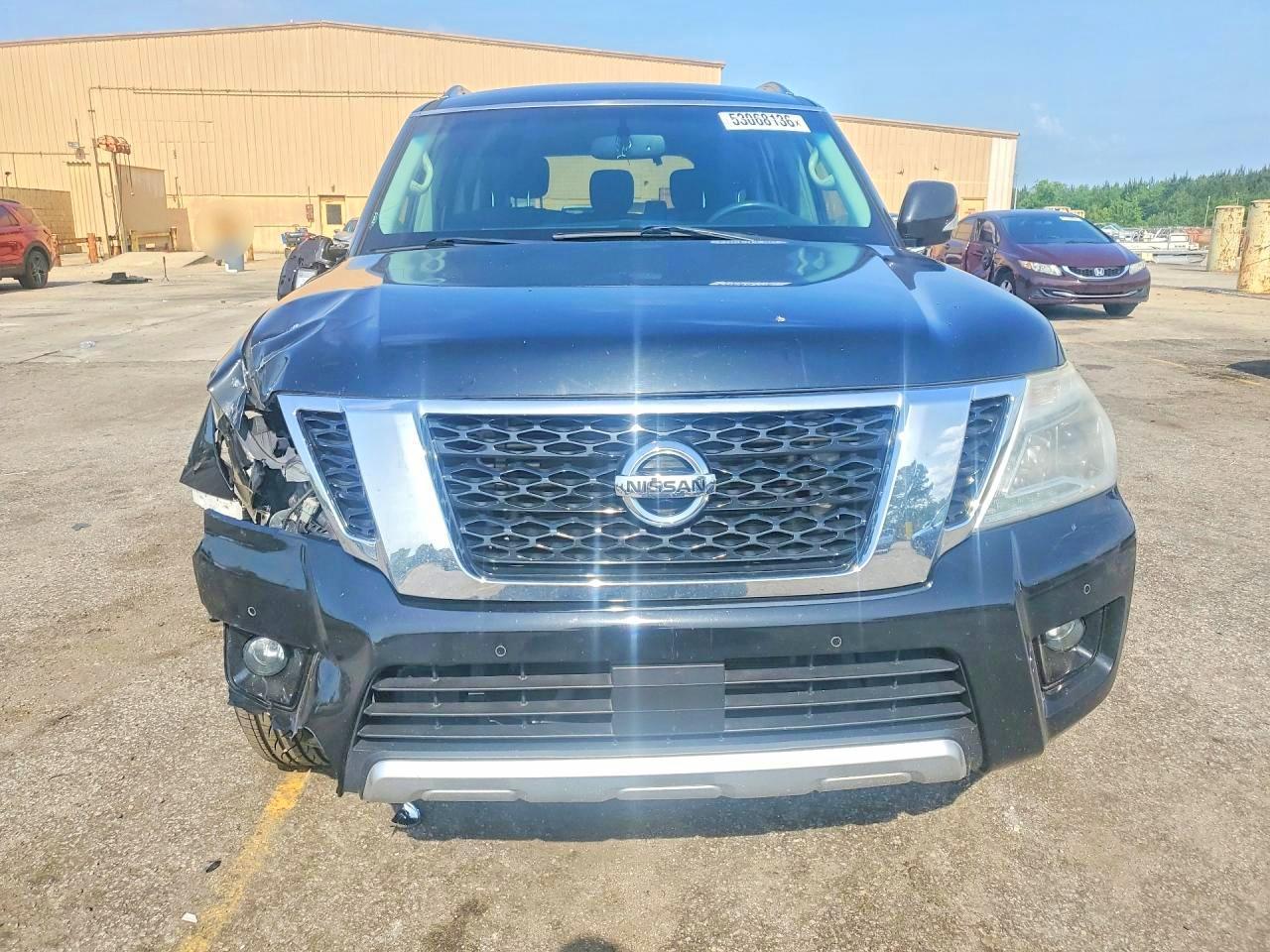 2017 Nissan Armada Sv - Image 5