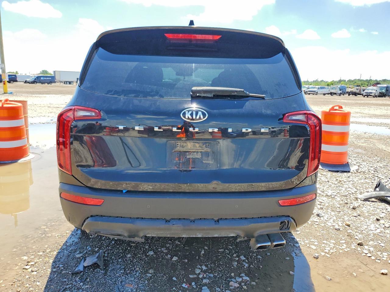 2021 Kia Telluride S - Фото 6
