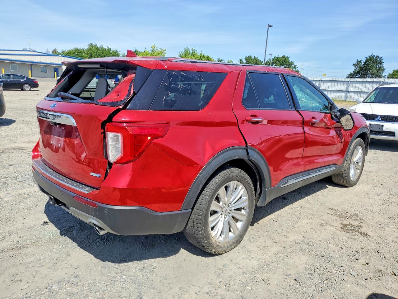 2020 Ford Explorer Limited - Image 3