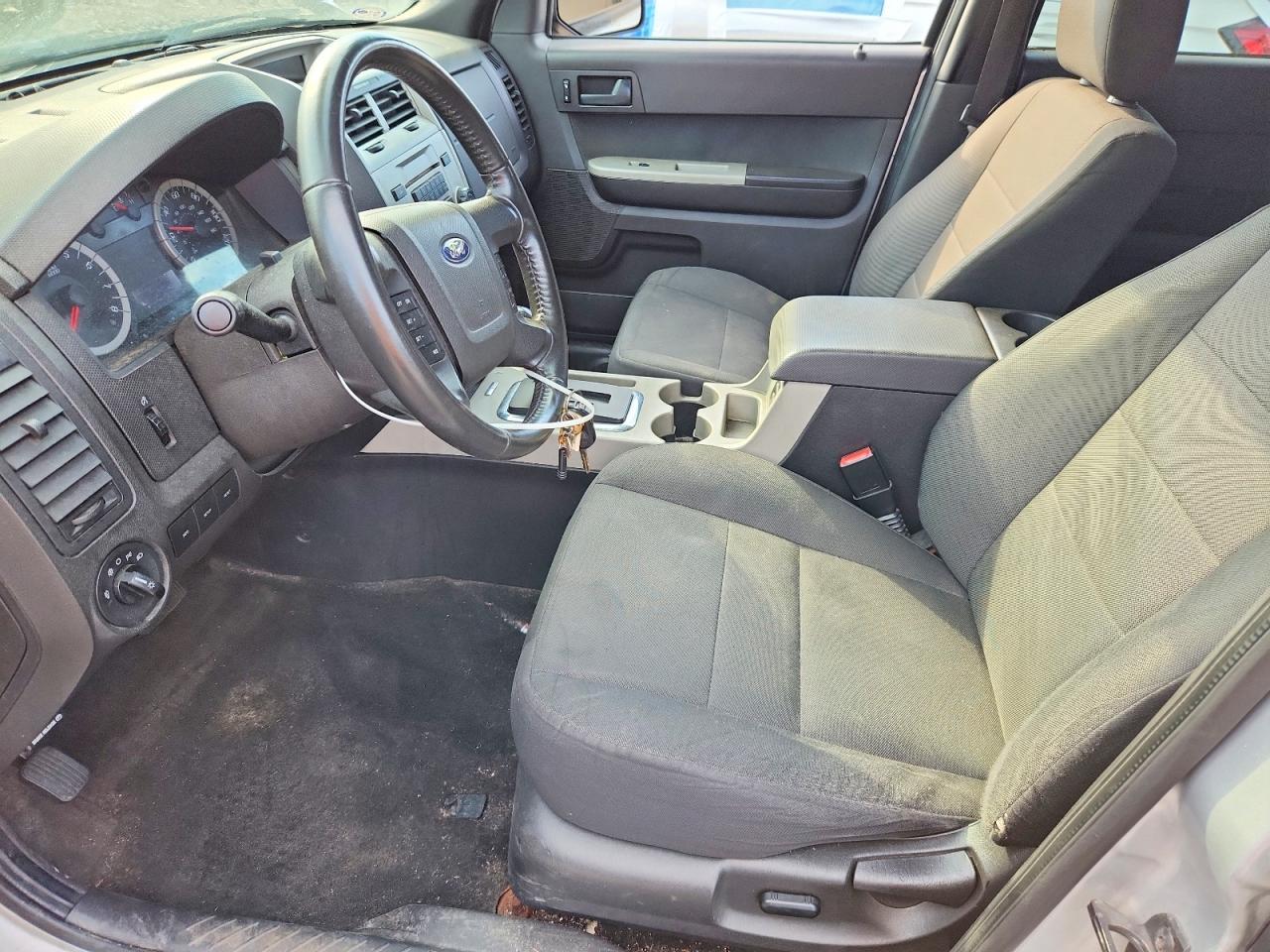 2010 Ford Escape Xlt - Image 7
