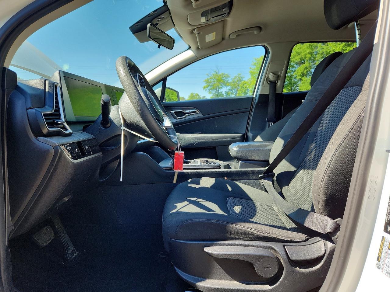 2023 Kia Sportage Lx - Image 7