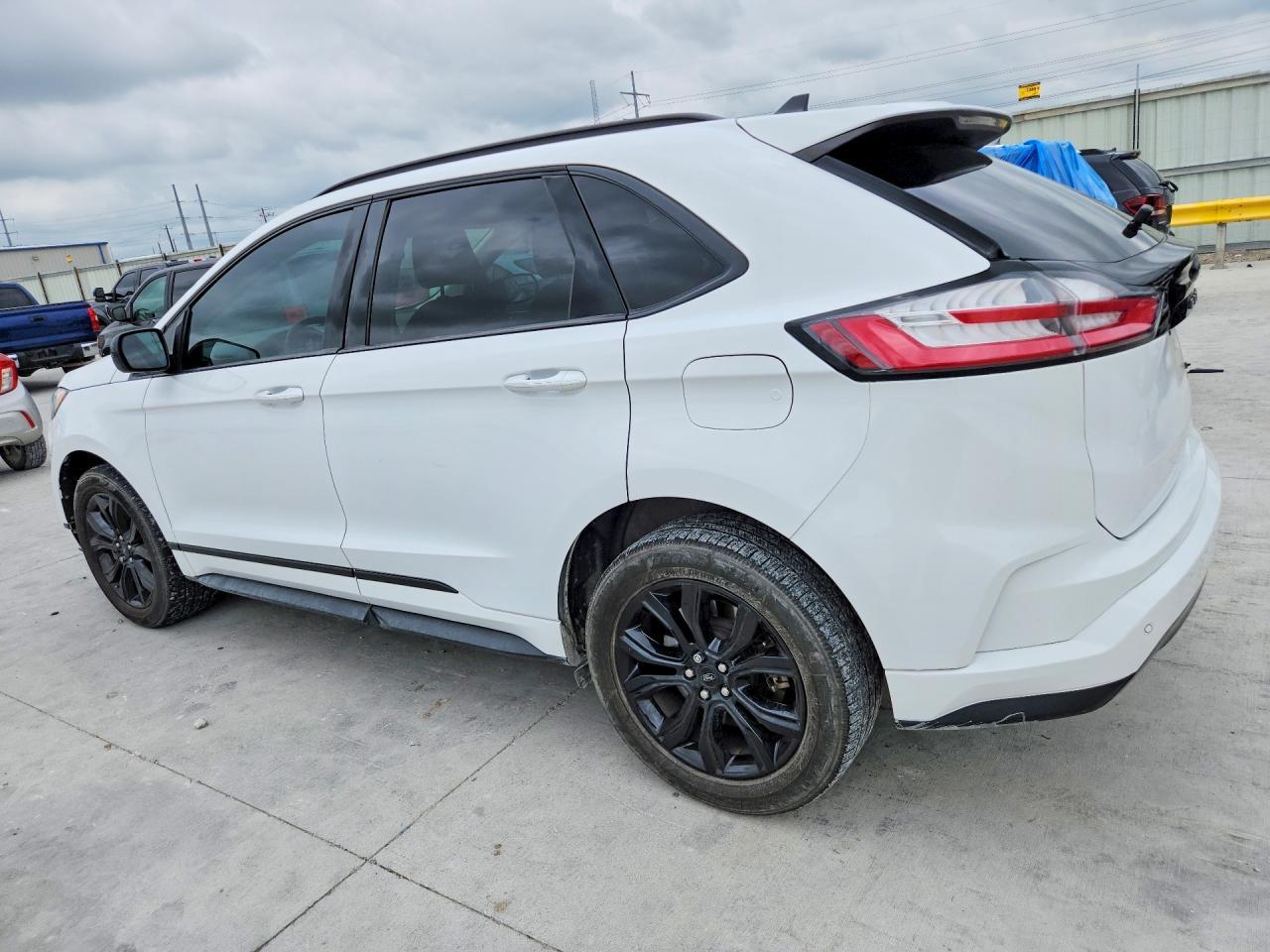 2022 Ford Edge Se - Фото 2