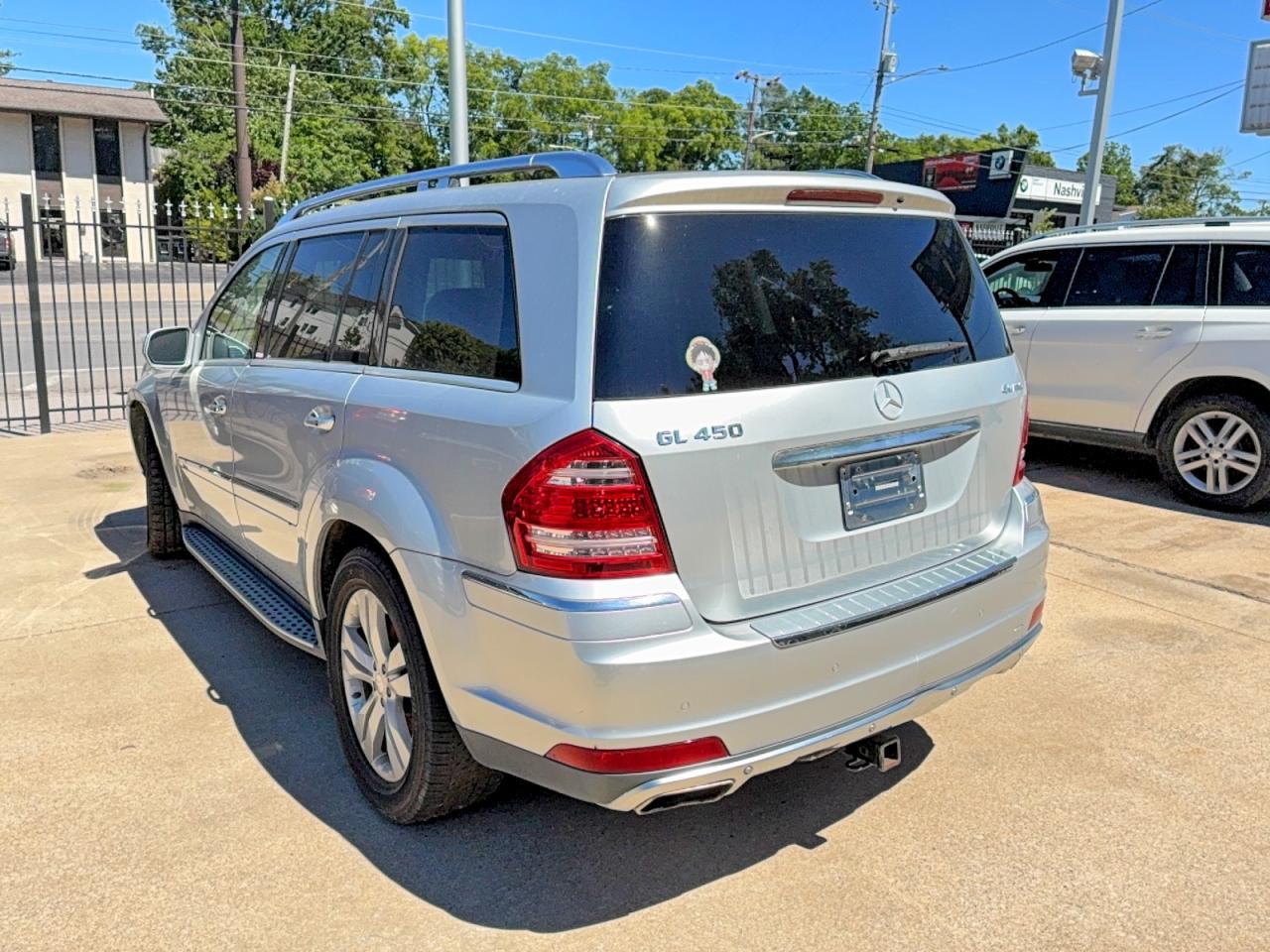 2010 Mercedes-Benz Gl 450 4Matic - Image 3