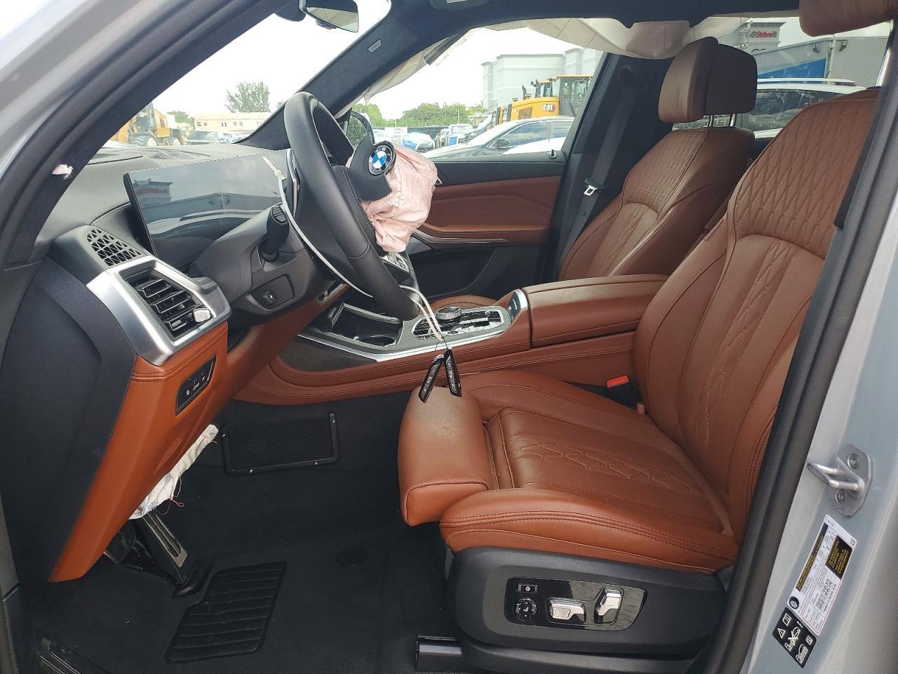2026 BMW X7 xDrive40I - Фото 7