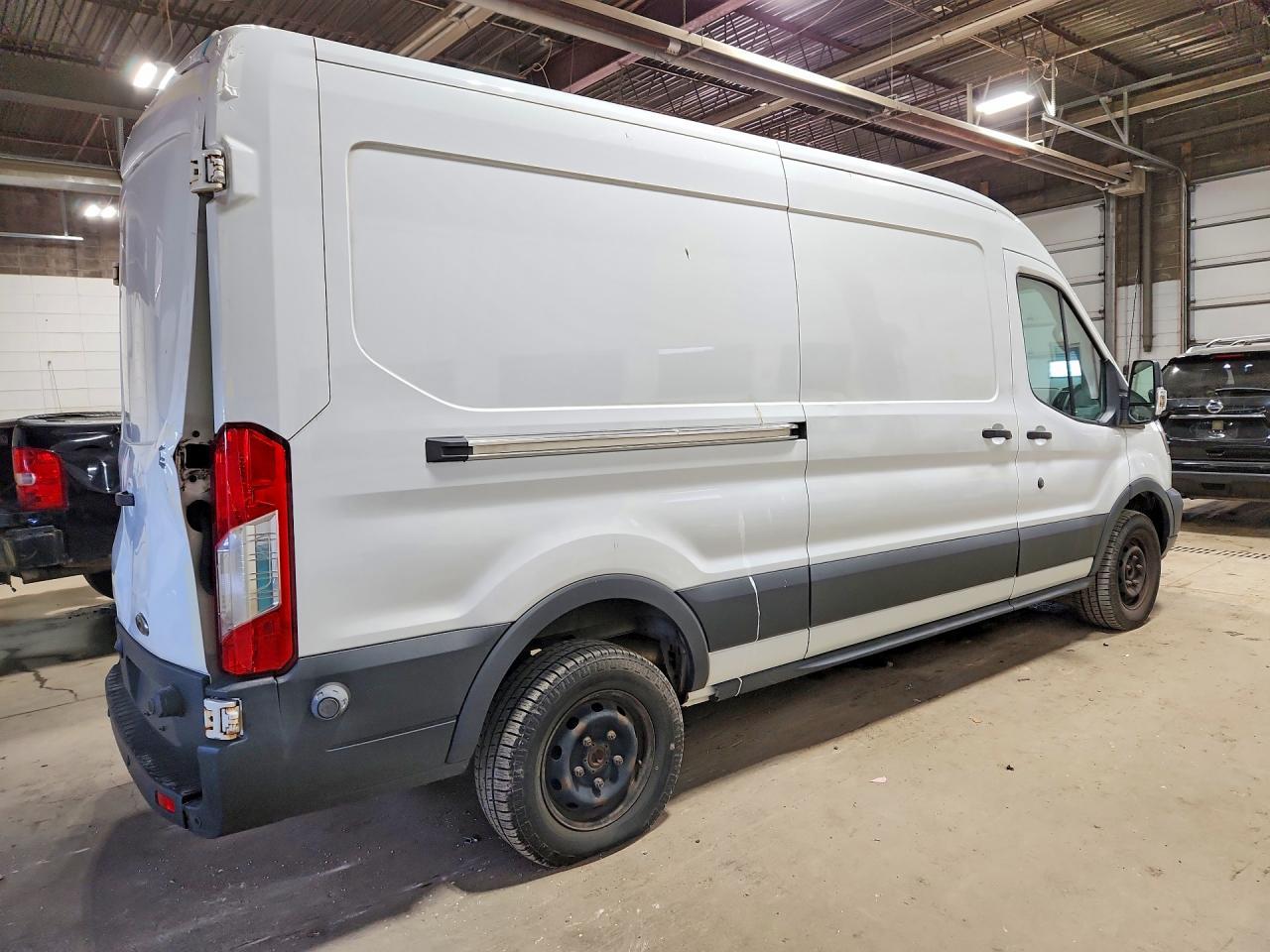 2016 Ford Transit 350 Delivery Van - Фото 3