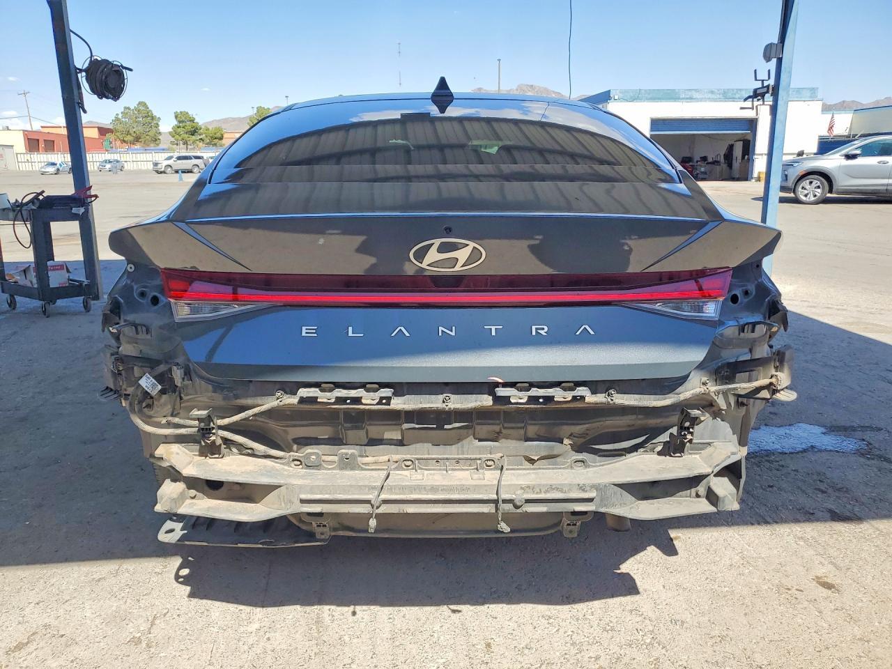 2024 Hyundai Elantra Sel - Image 6