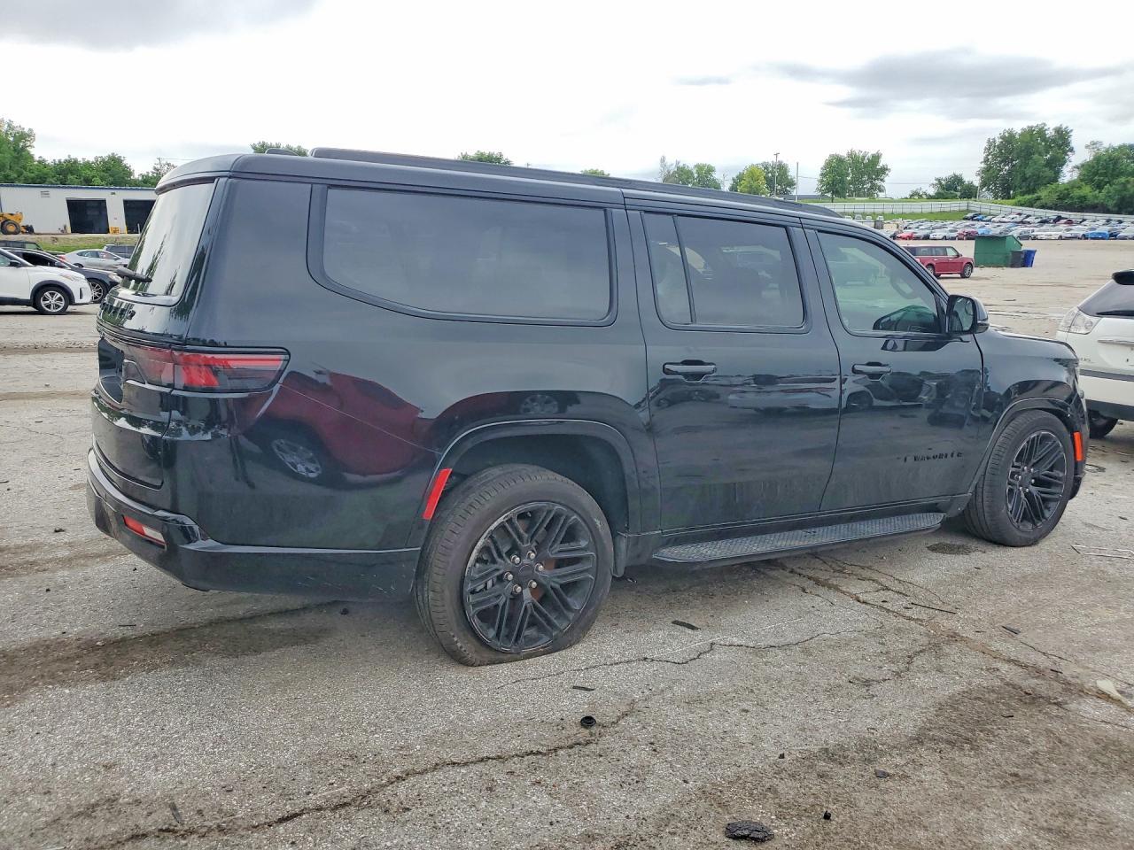 2025 Jeep Wagoneer L Series Ii - Фото 3