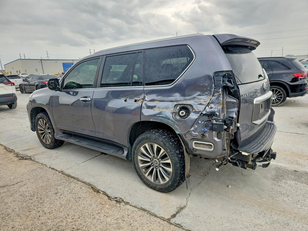 2020 Lexus Gx 460 Luxury - Image 2