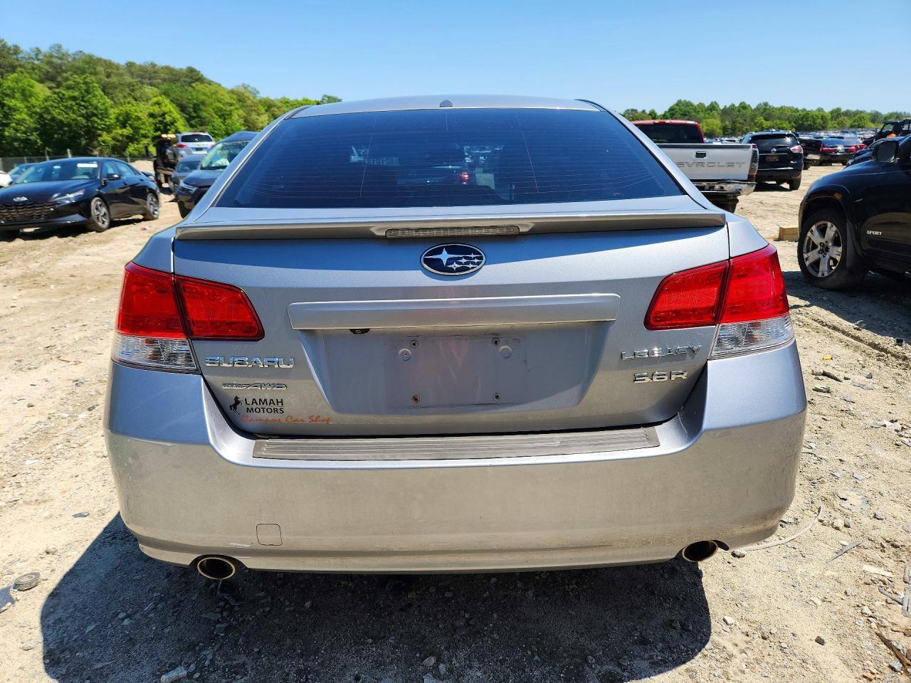 2010 Subaru Legacy 3.6R Limited - Image 6