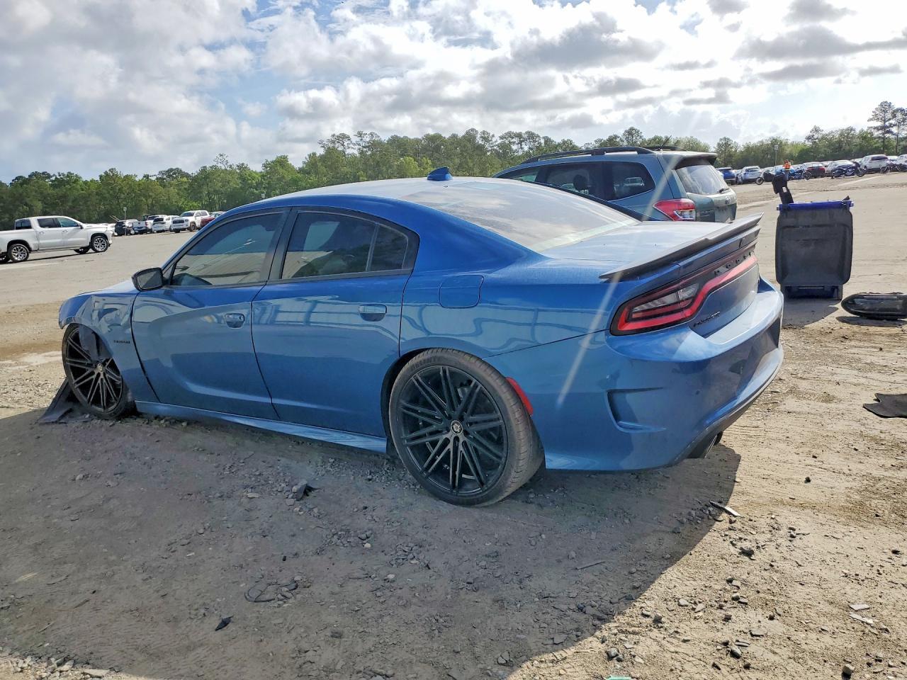 2022 Dodge Charger R - Фото 2
