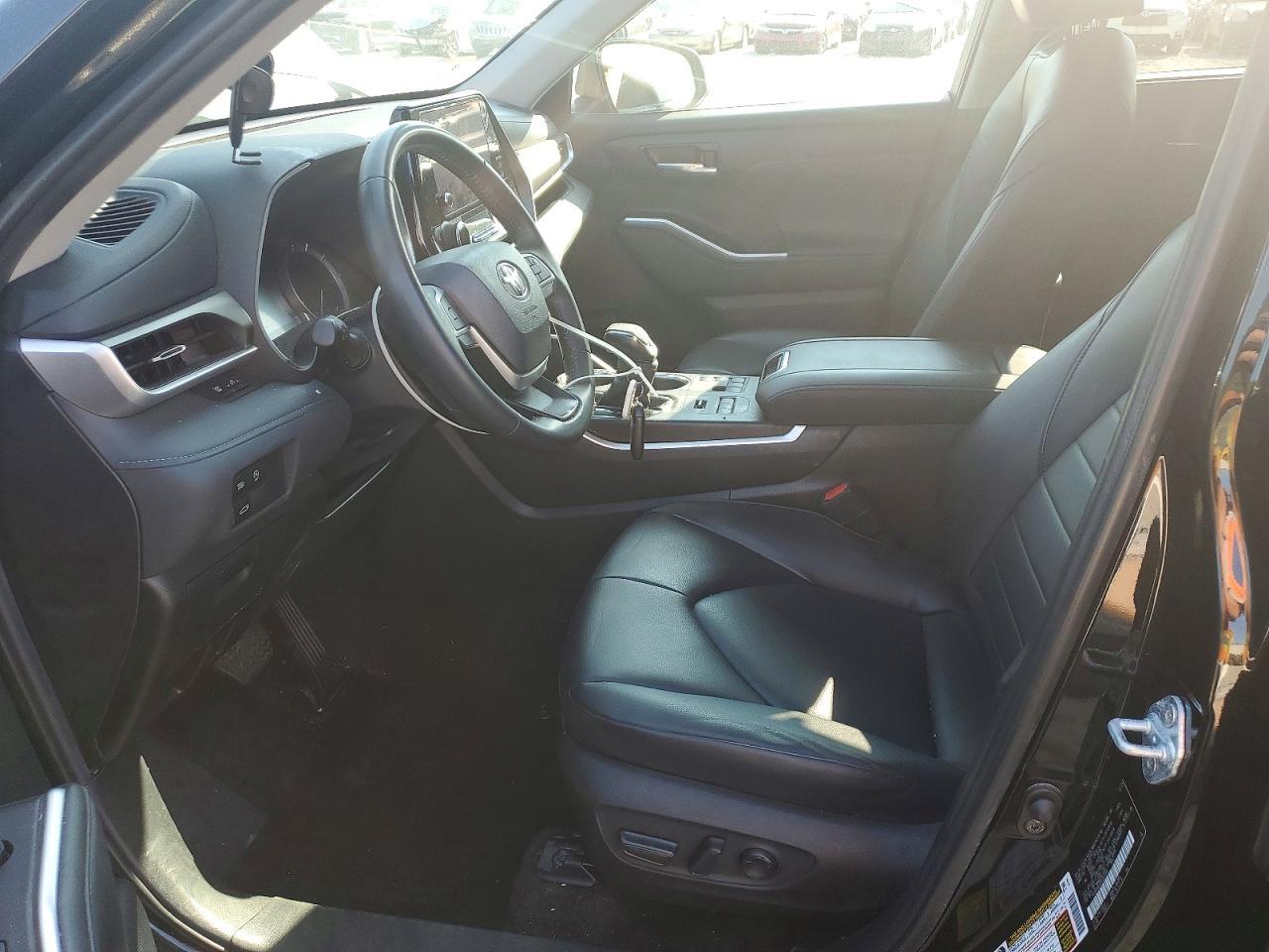 2024 Toyota Highlander Xle - Image 7