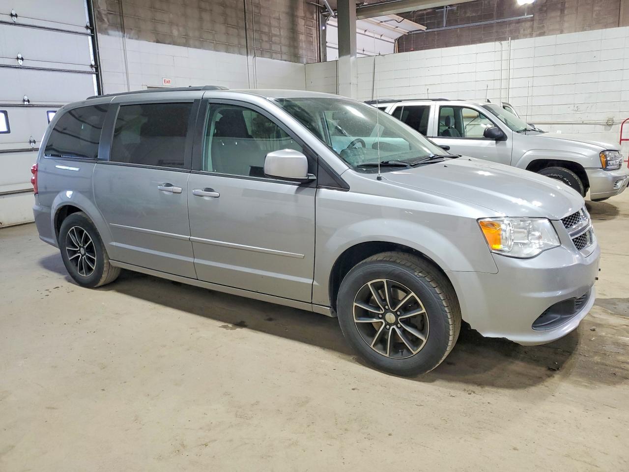 2016 Dodge Grand Caravan Sxt - Фото 4
