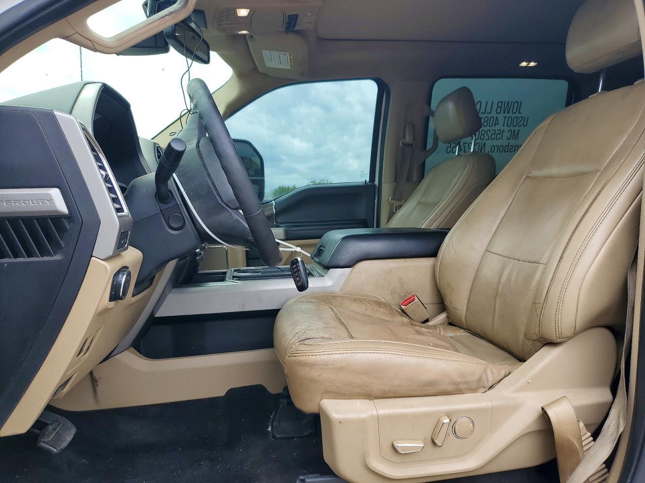2017 Ford F350 Super Duty - Image 7