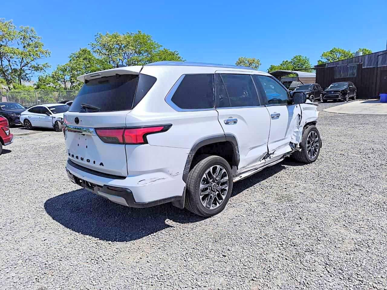 2024 Toyota Sequoia Limited - Фото 4
