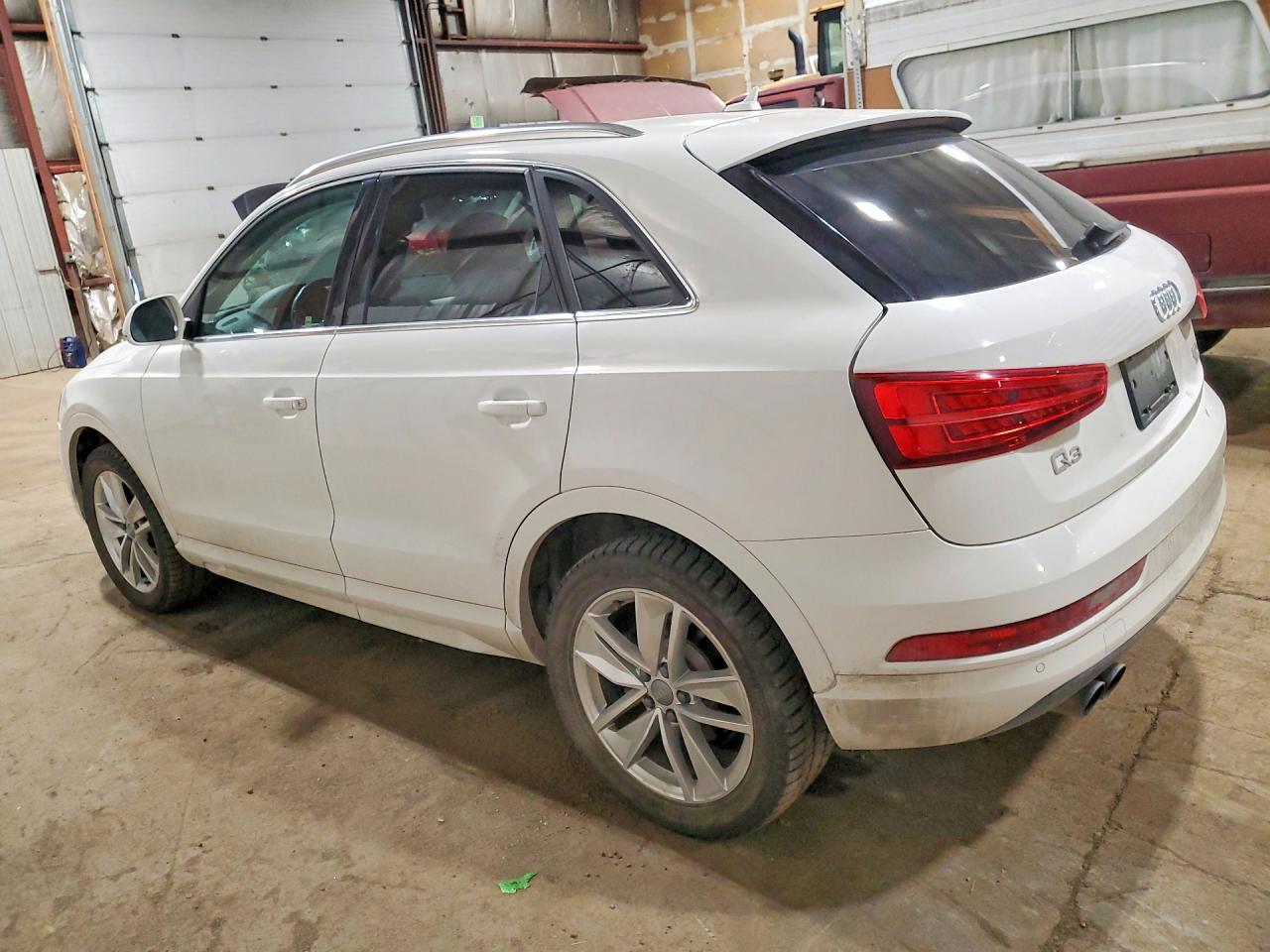 2016 Audi Q3 Premium Plus - Фото 2
