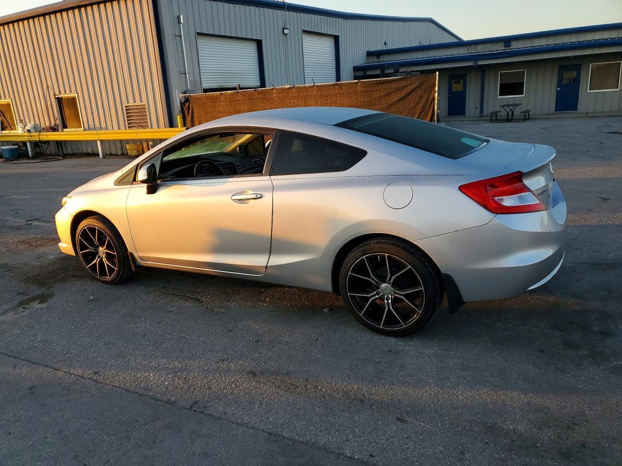 2013 Honda Civic Lx - Фото 2