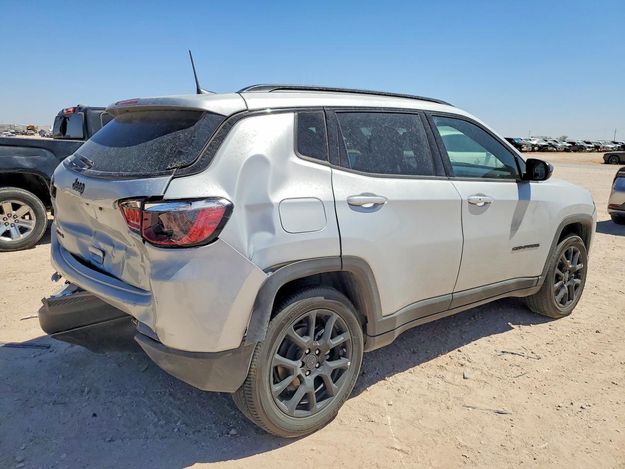 2026 Jeep Compass - Image 3