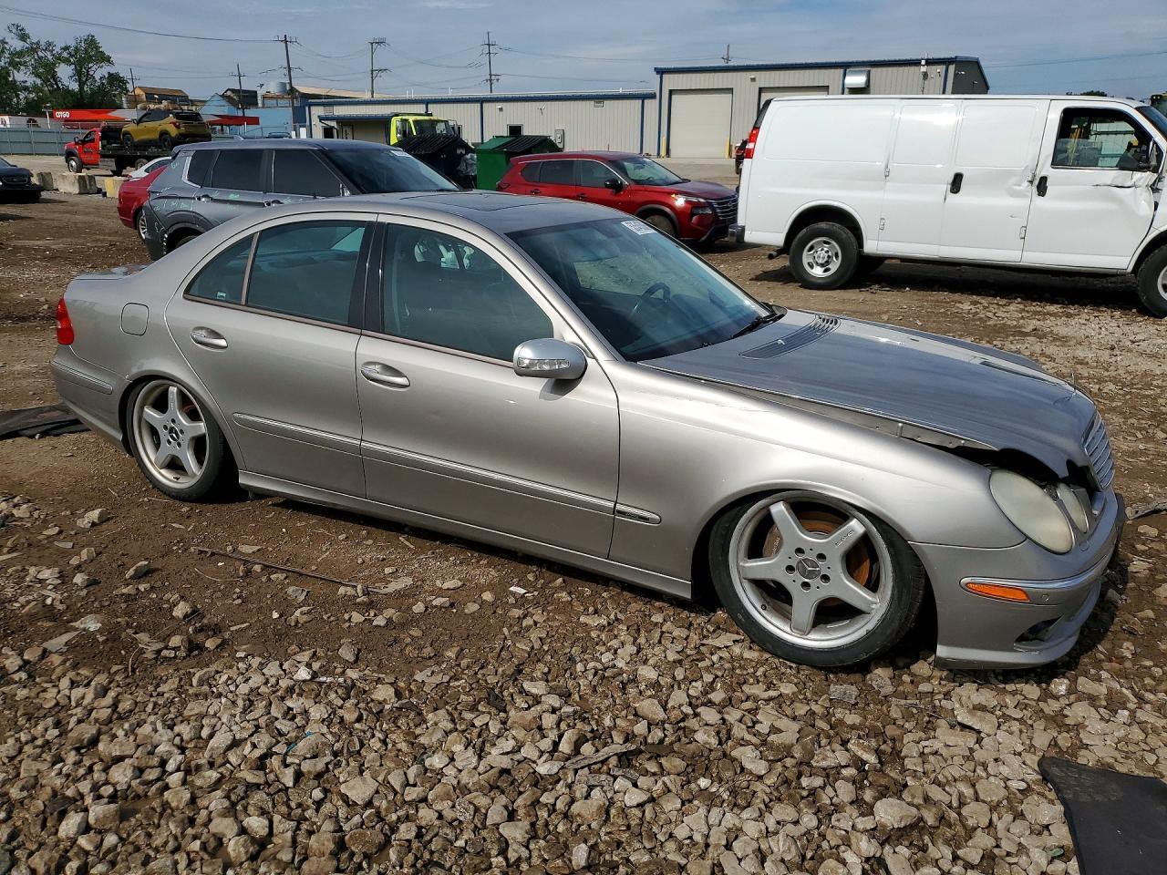 2005 Mercedes-Benz E 500 - Image 4