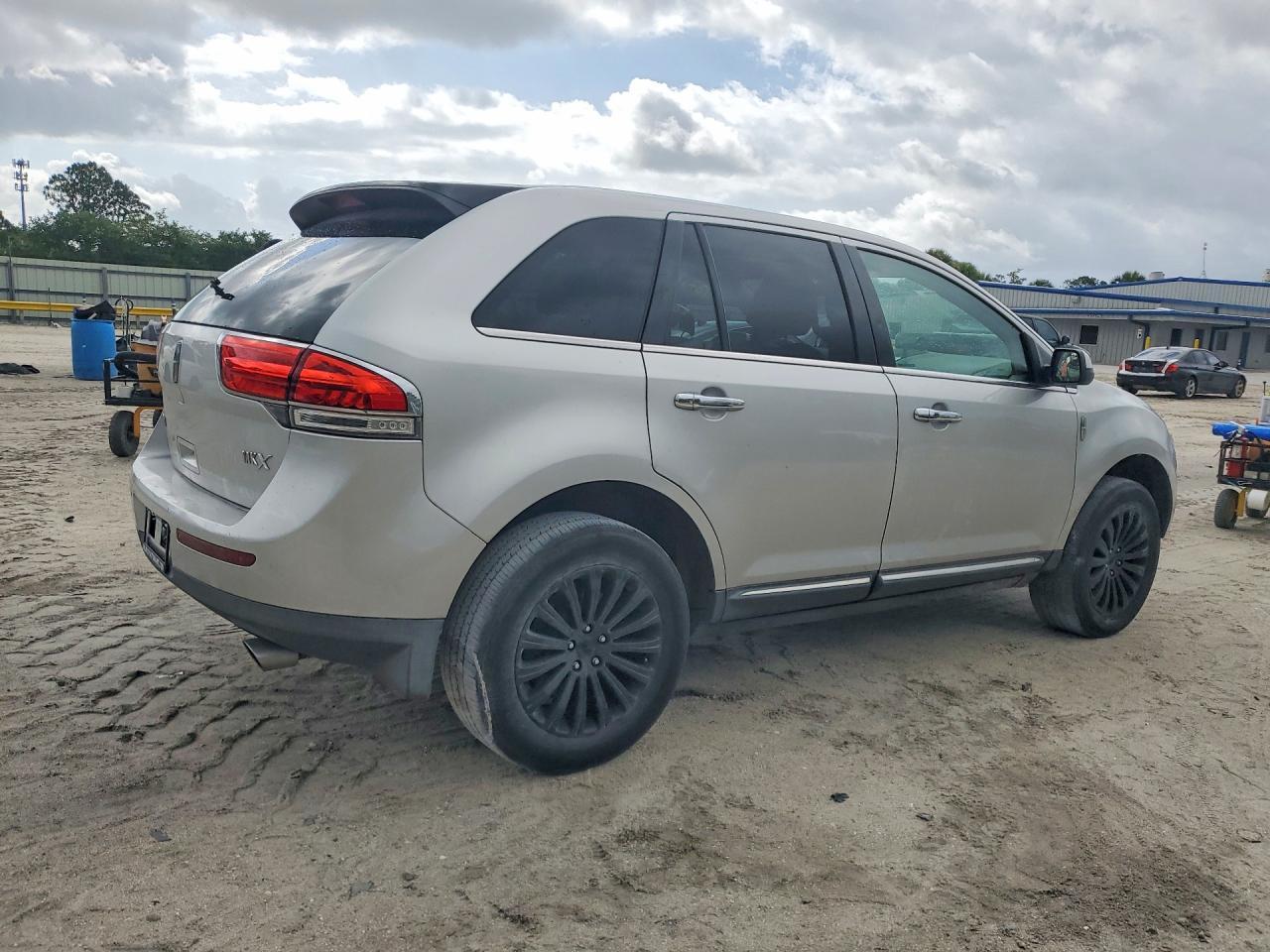 2012 Lincoln Mkx - Фото 3