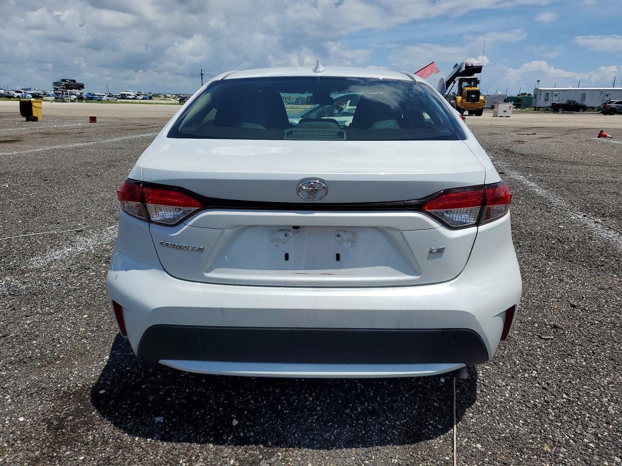 2022 Toyota Corolla Le - Фото 6