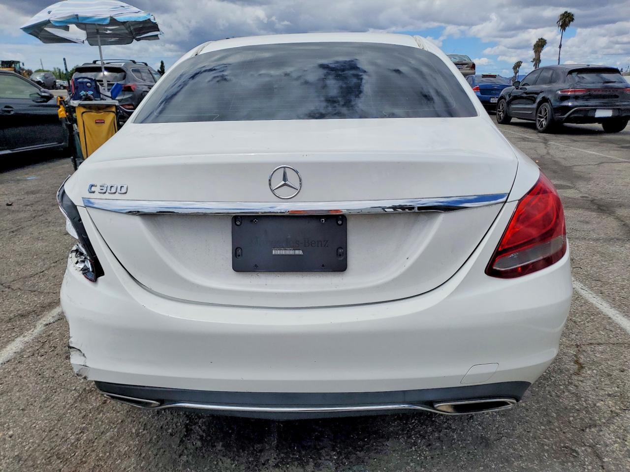 2017 Mercedes-Benz C 300 - Фото 6