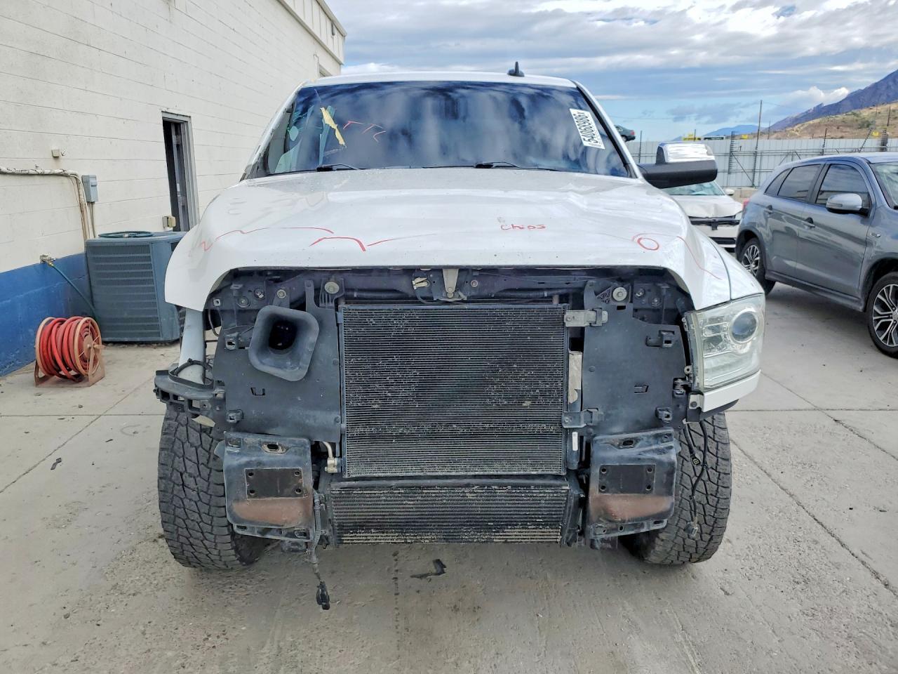 2017 Ram 2500 Laramie - Image 5