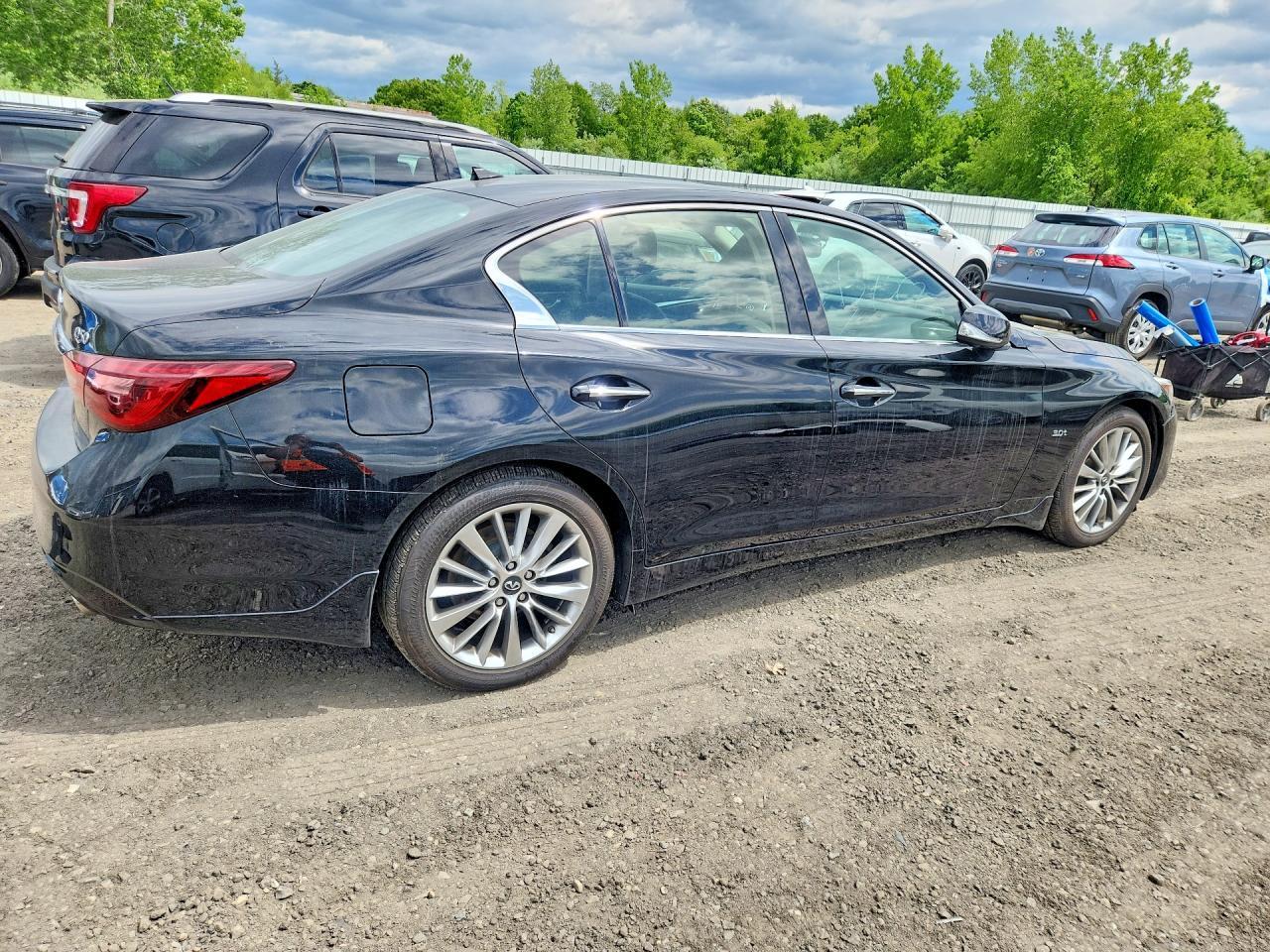 2018 Infiniti Q50 3.0T Luxe - Фото 3