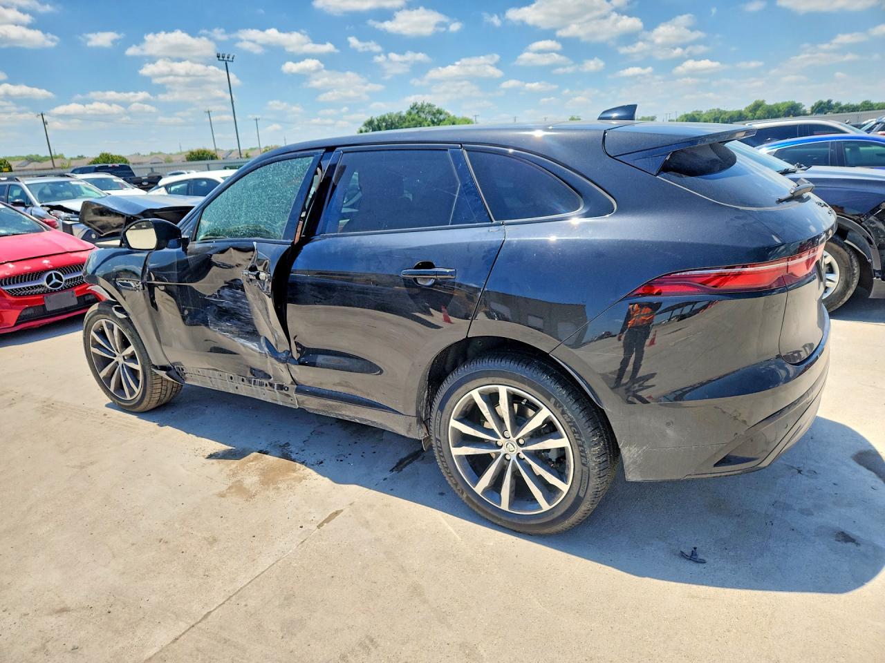 2025 Jaguar F-Pace R-Dynamic S - Фото 2
