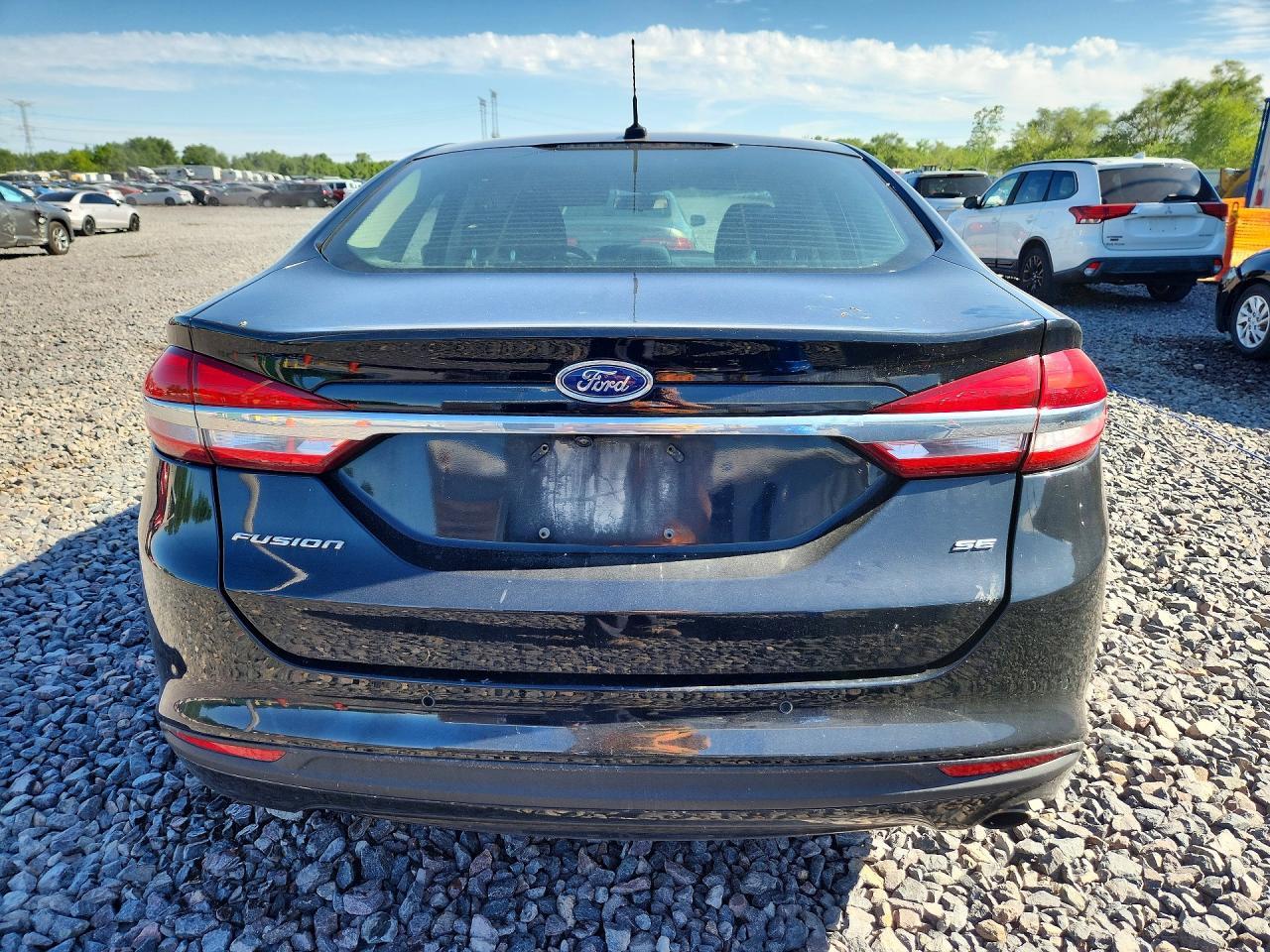 2017 Ford Fusion Se - Image 6