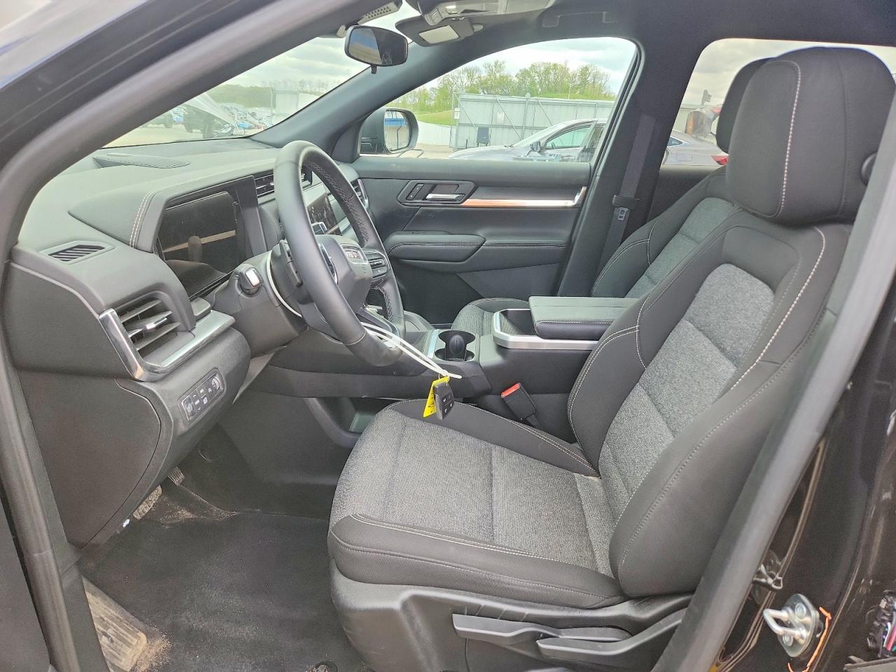 2025 GMC Terrain Elevation - Image 7