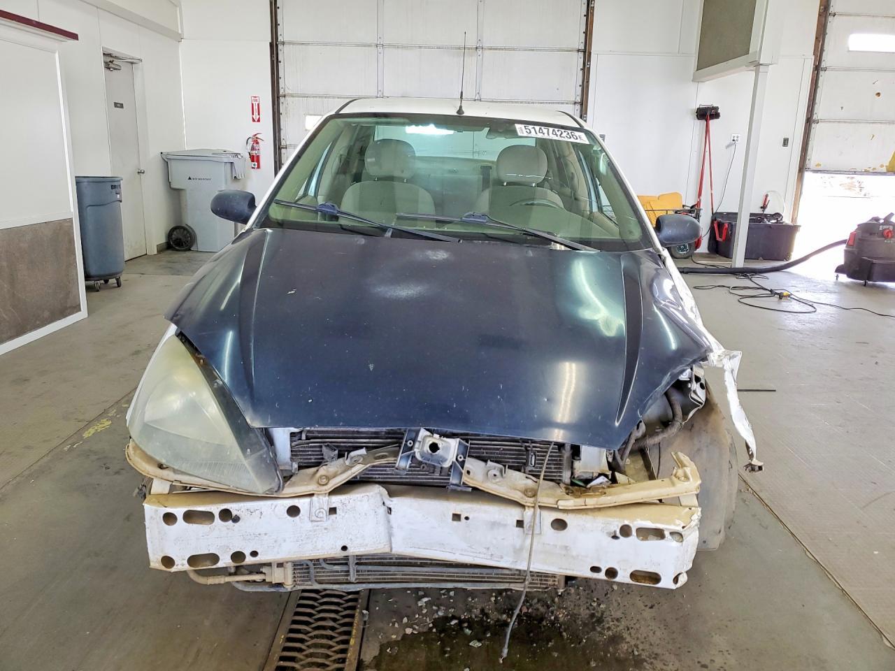 2004 Ford Focus Se Comfort - Image 5