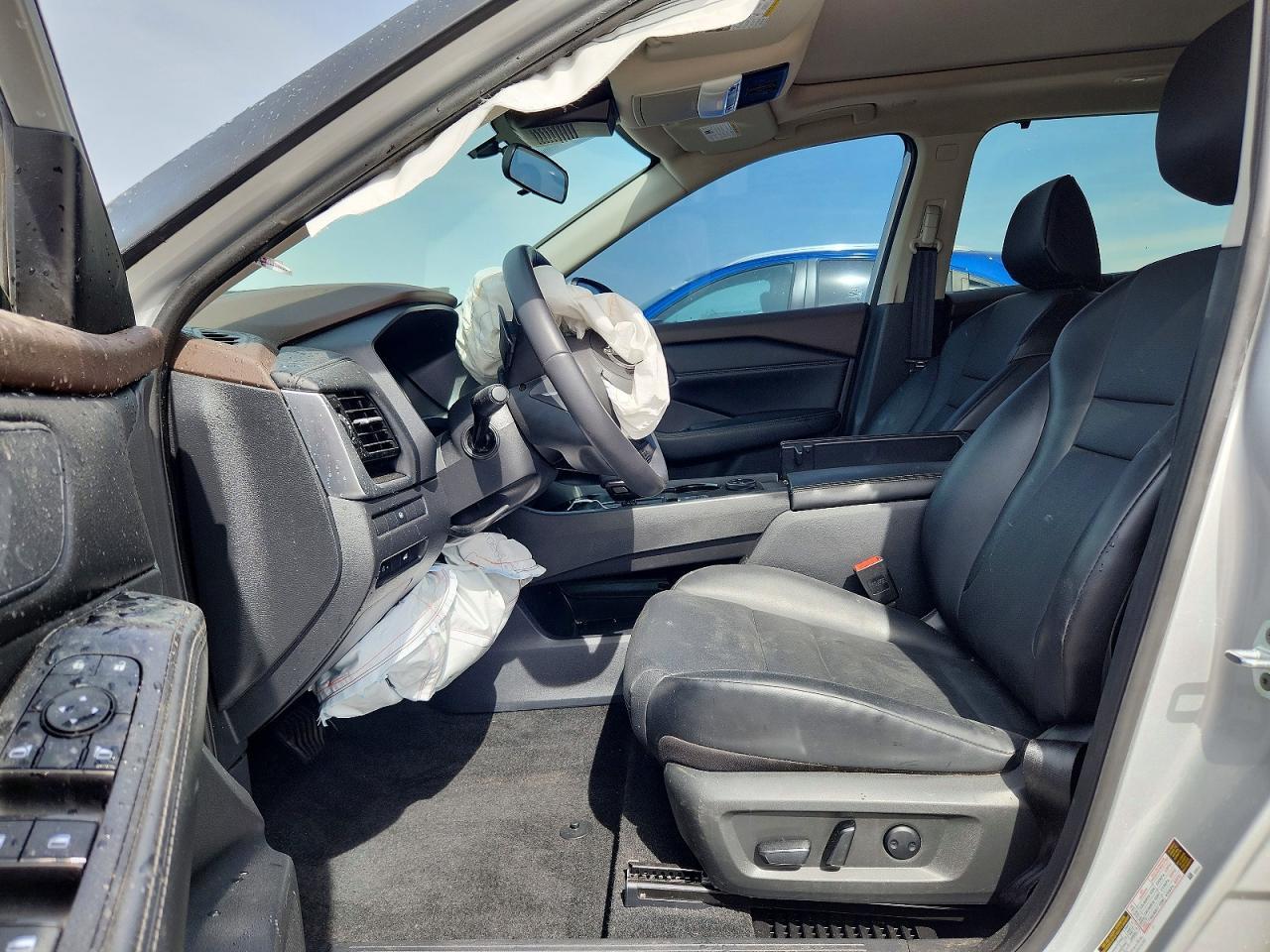 2023 Nissan Rogue Sv - Image 7