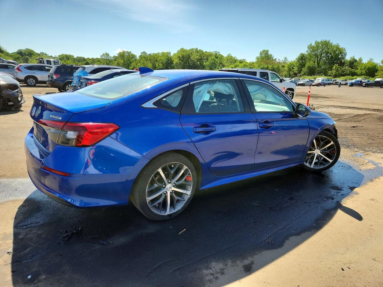 2023 Honda Civic Touring - Image 3