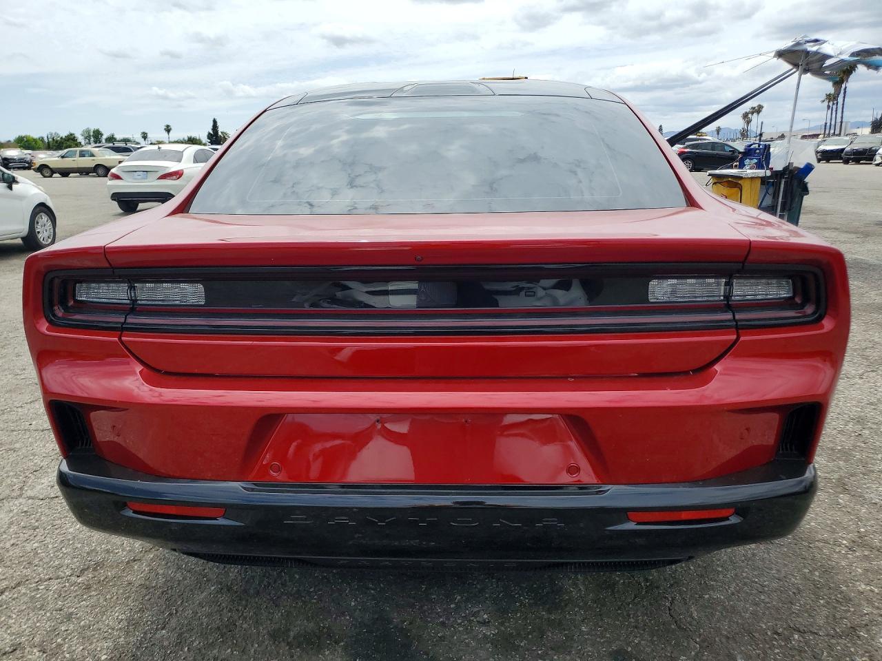 2025 Dodge Charger Daytona R - Фото 6