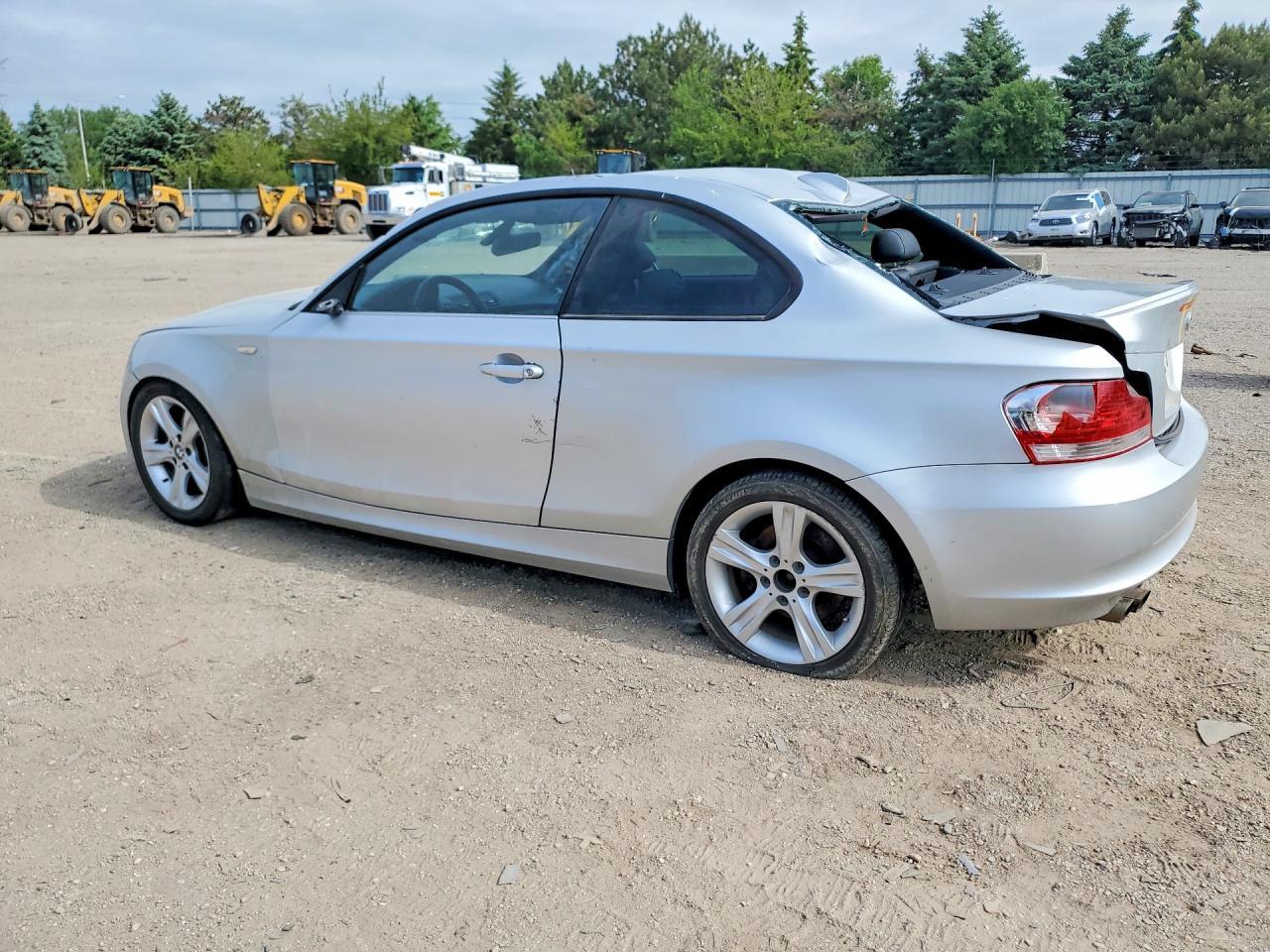 2011 BMW 135 I - Фото 2