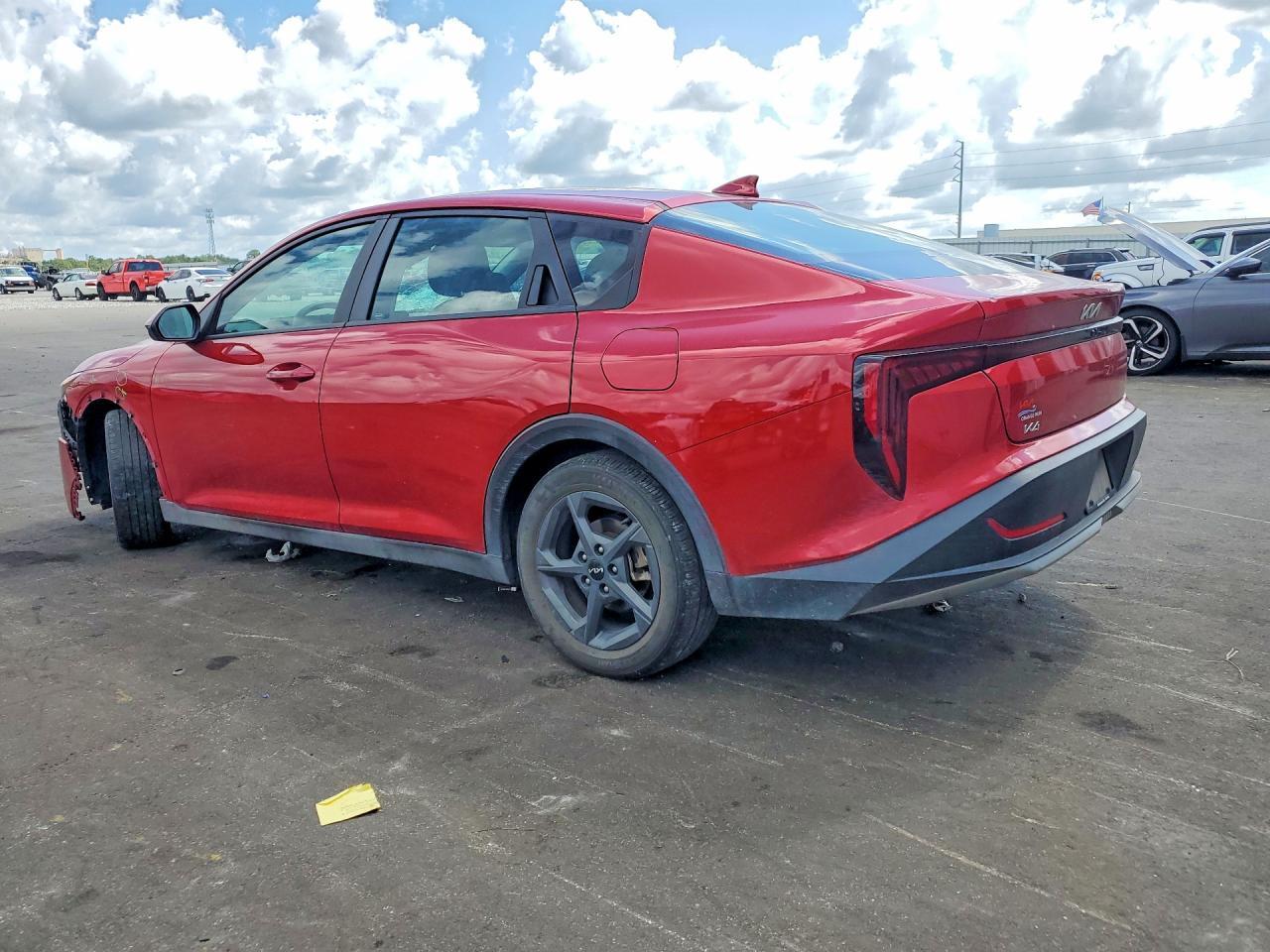 2025 Kia K4 Lxs - Image 2