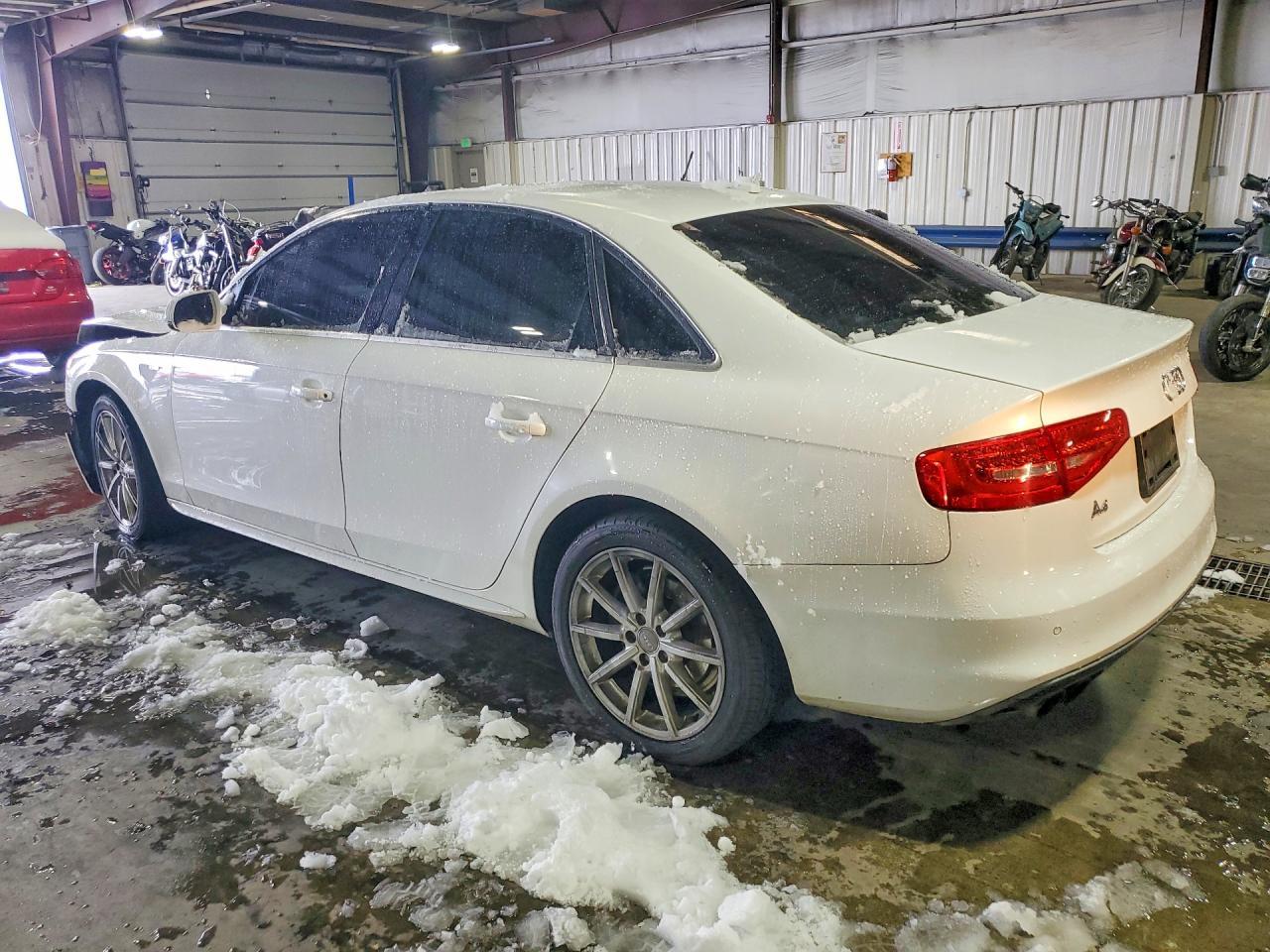 2015 Audi A4 Premium Plus - Фото 2