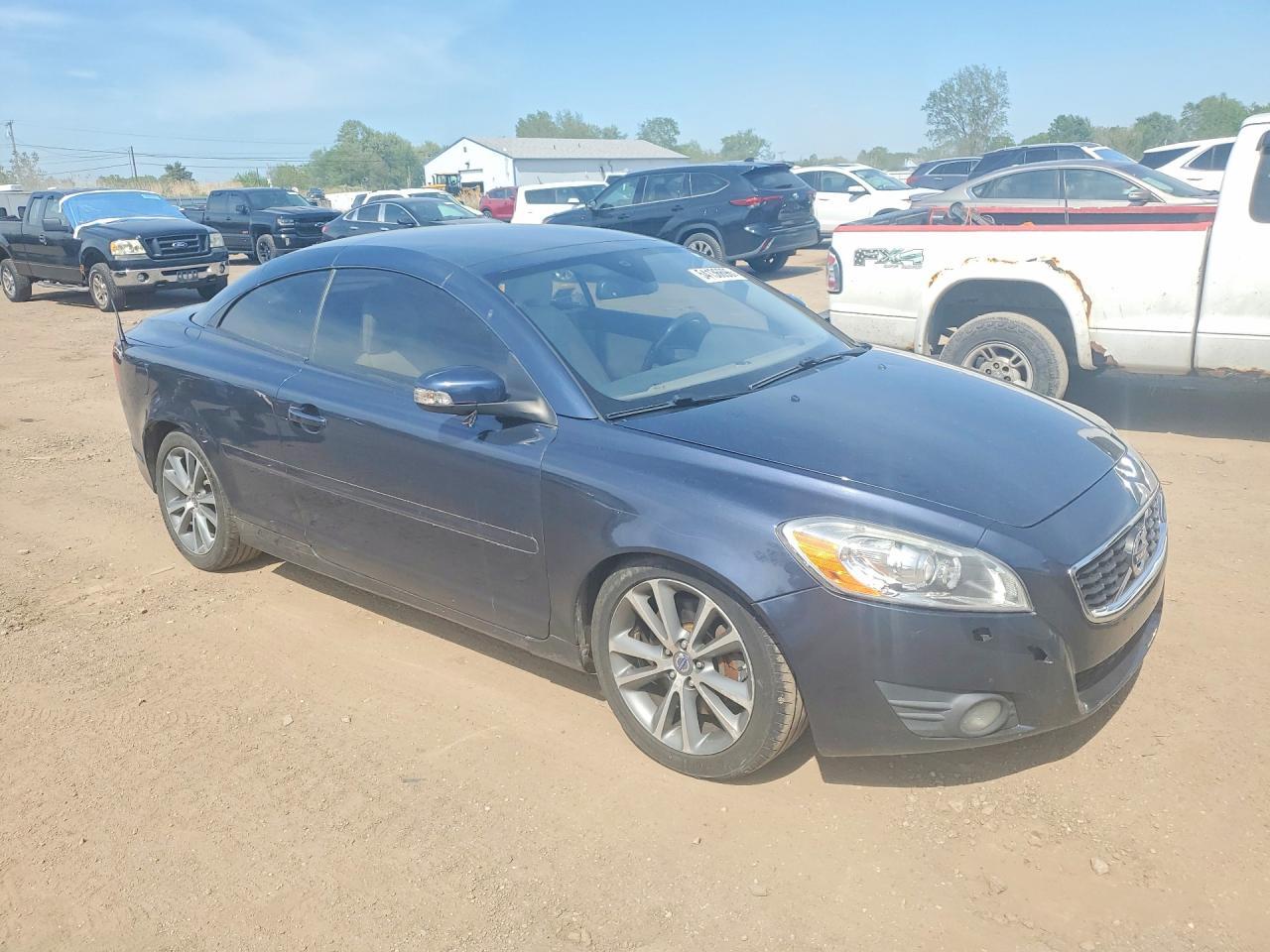 2012 Volvo C70 T5 - Image 4